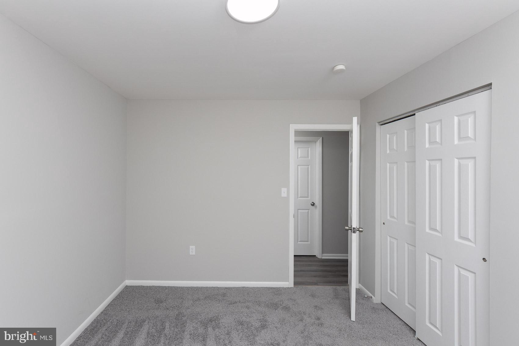 CATONSVILLE MANOR - Residential