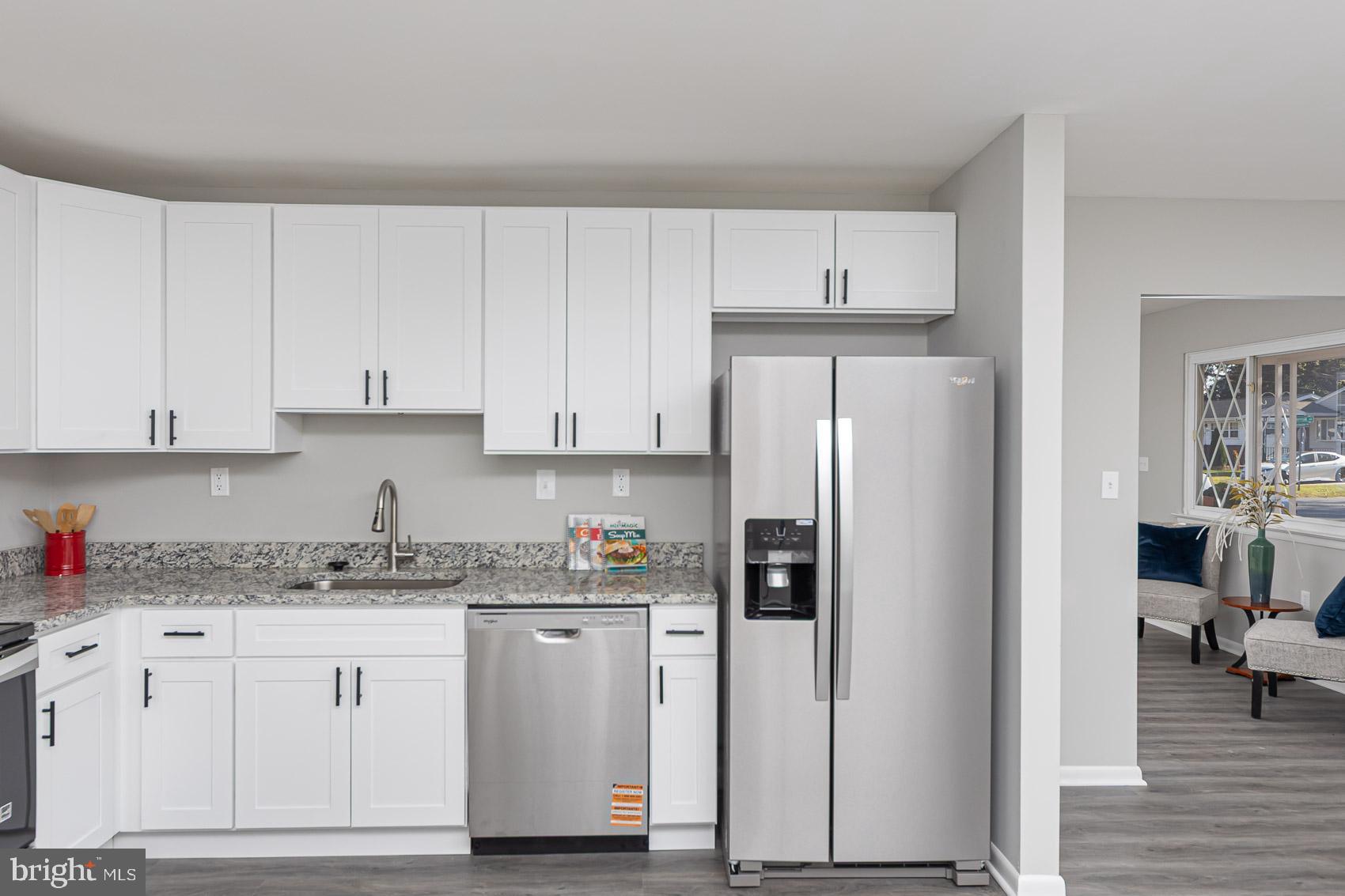 CATONSVILLE MANOR - Residential