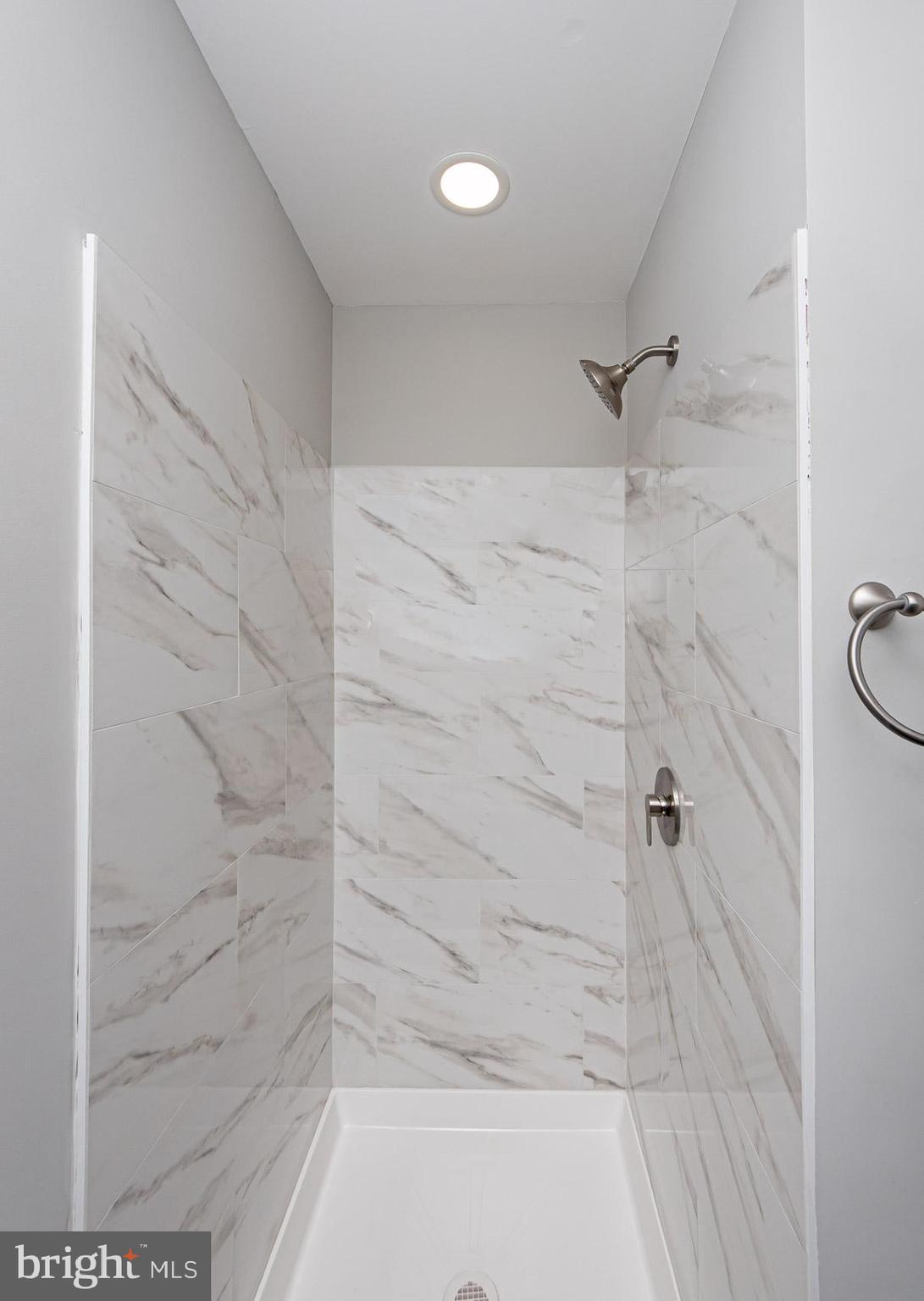 CATONSVILLE MANOR - Residential