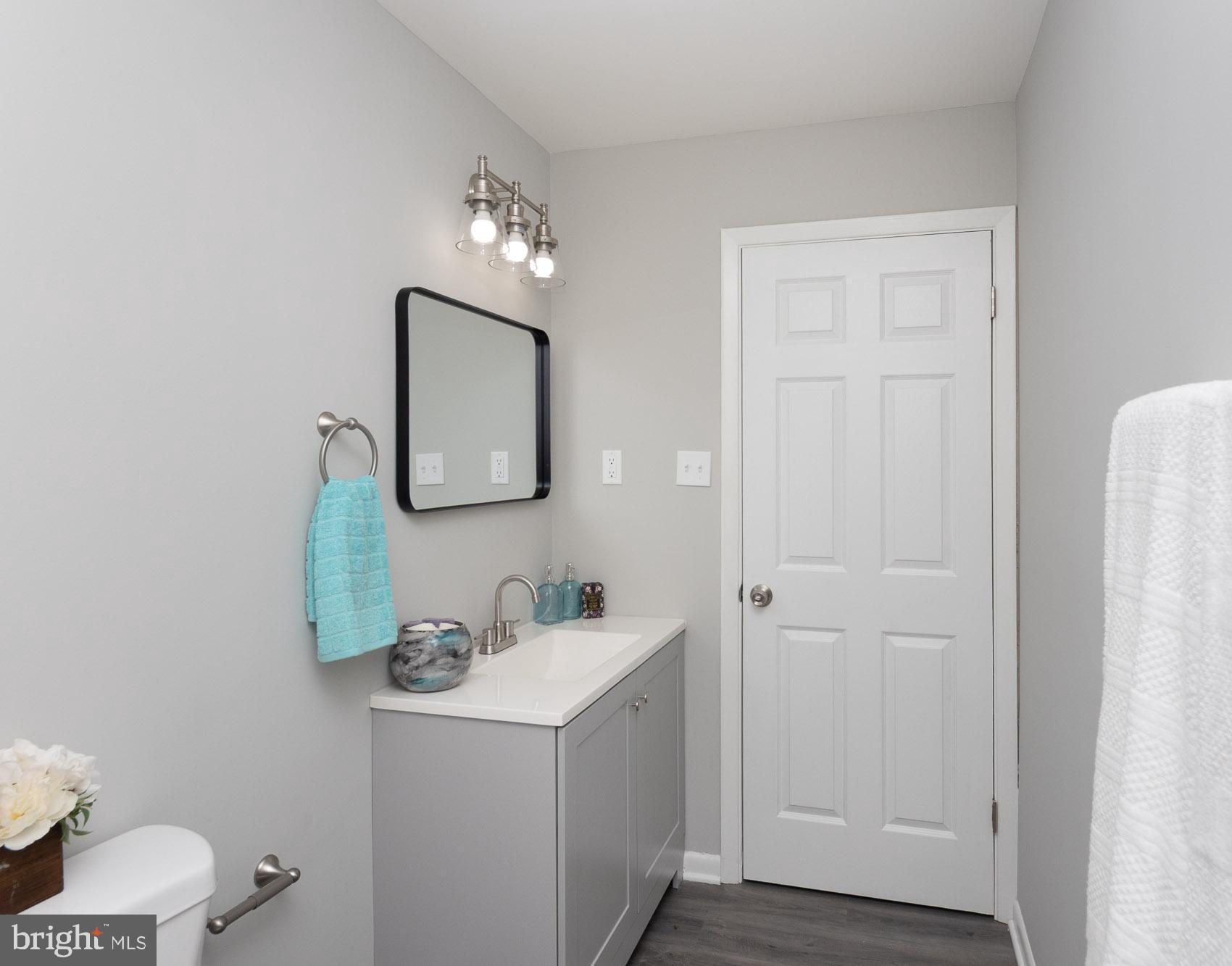 CATONSVILLE MANOR - Residential