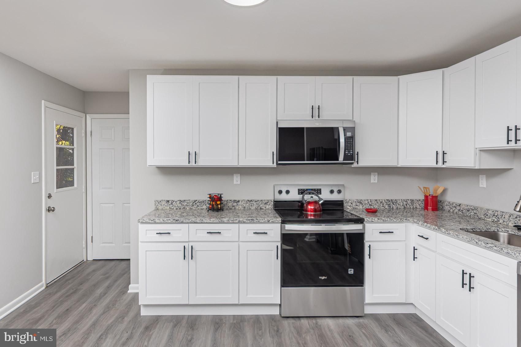 CATONSVILLE MANOR - Residential