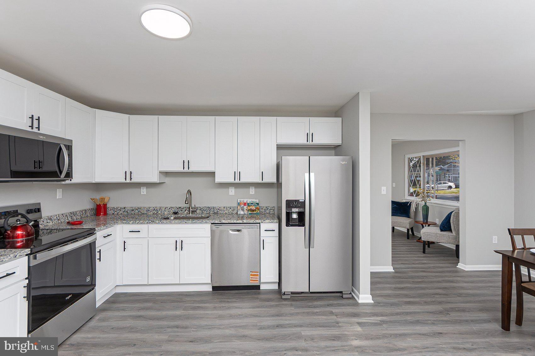 CATONSVILLE MANOR - Residential