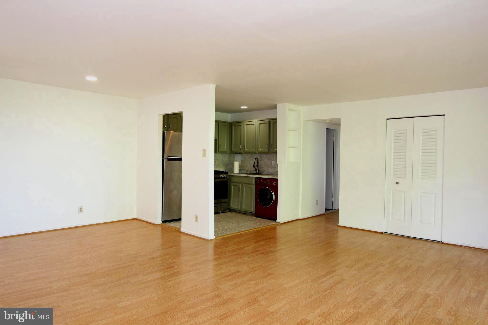 WOODMONT SPRINGS - Residential