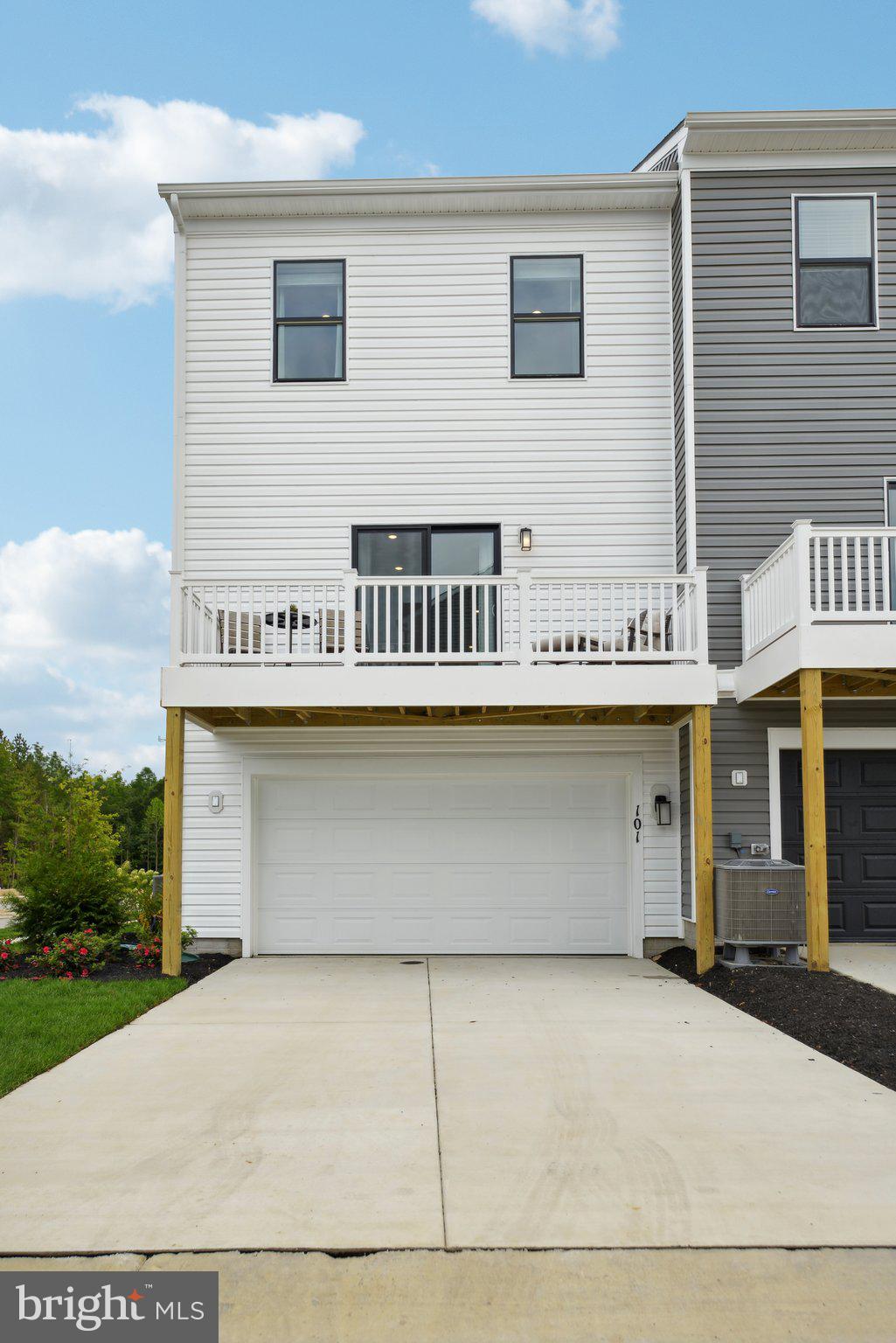 PINEGROVE - Residential