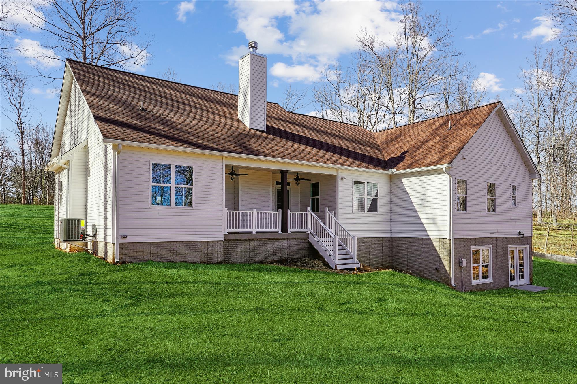 2412 MOUNTAIN ROAD
