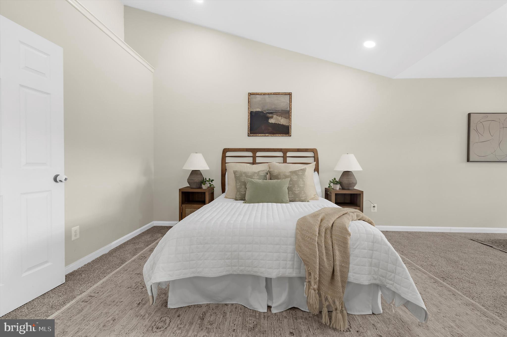 AUTUMN RUN - Residential