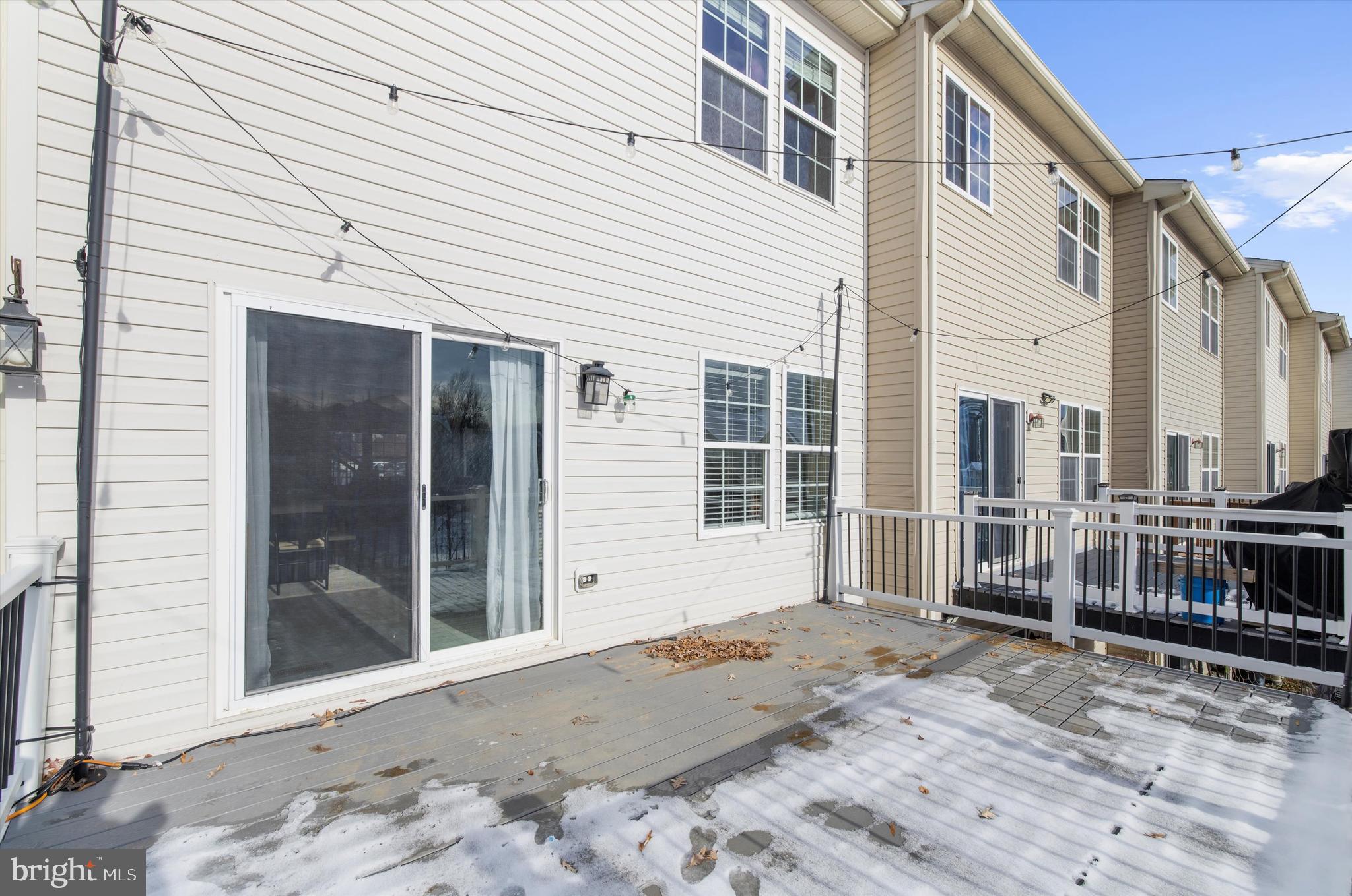 AUTUMN RUN - Residential