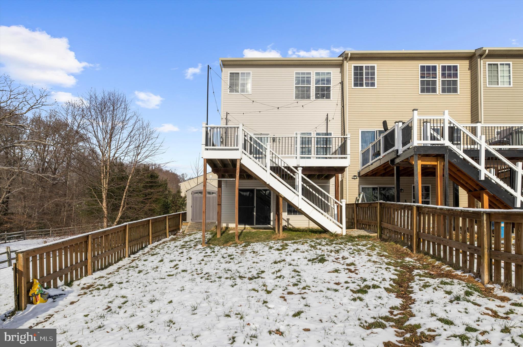 AUTUMN RUN - Residential