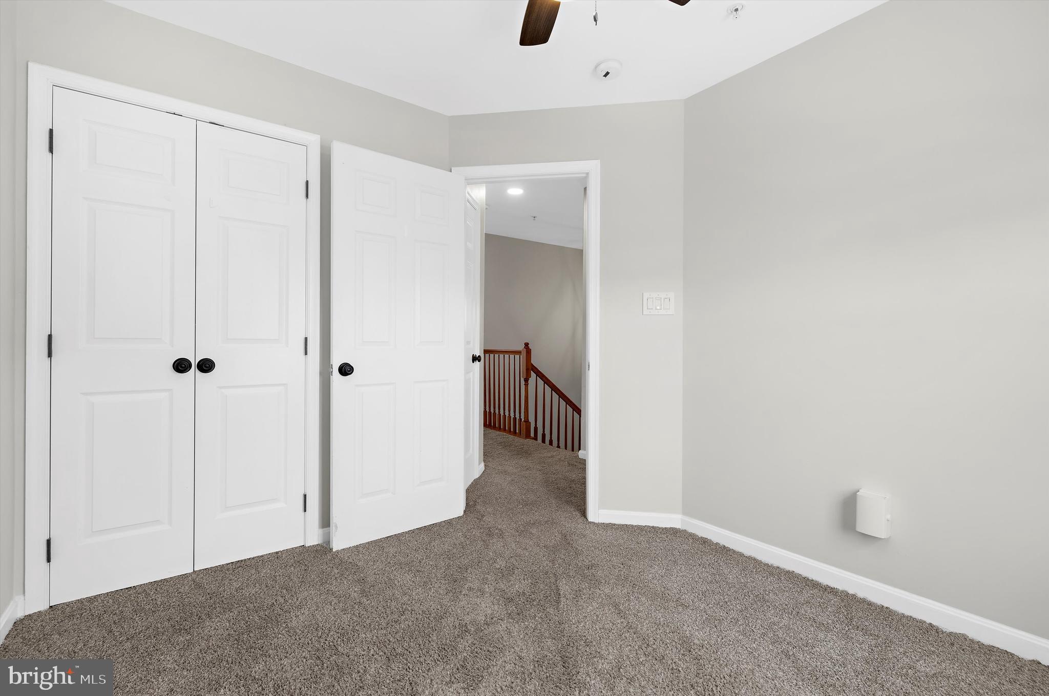 AUTUMN RUN - Residential