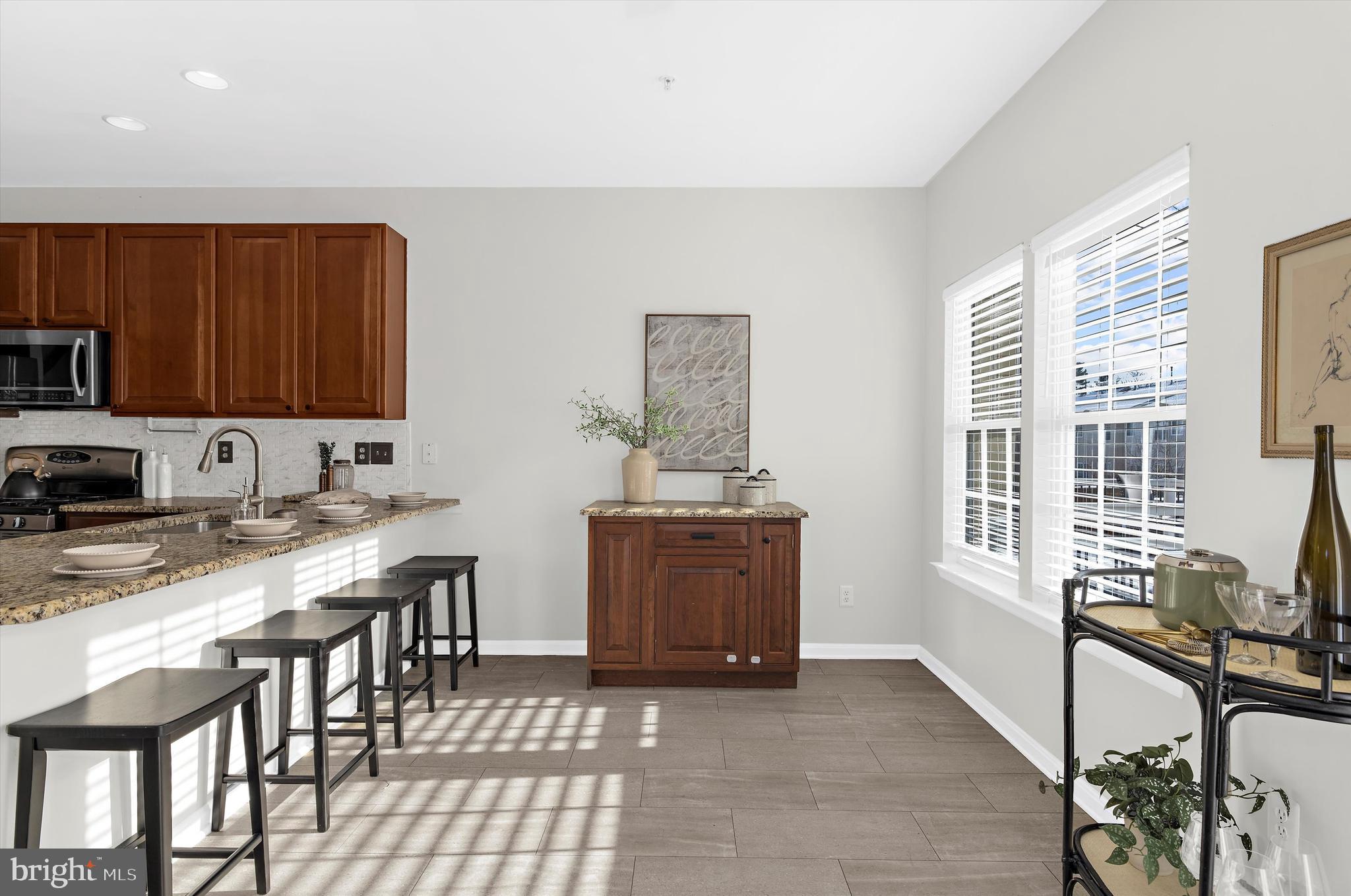 AUTUMN RUN - Residential