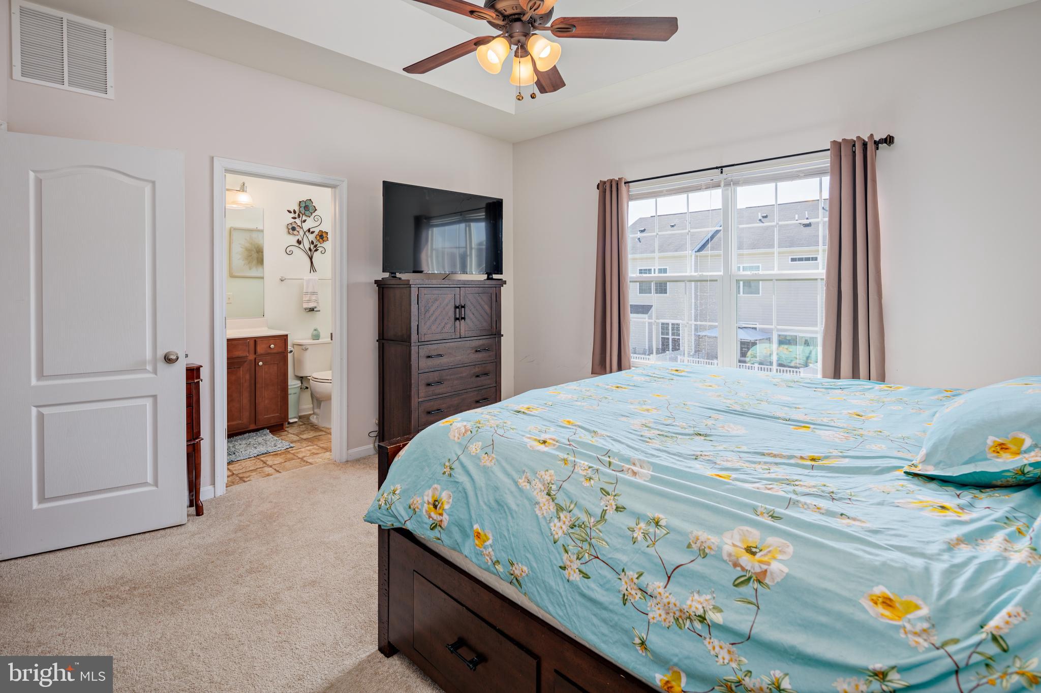 ADMIRALS LANDING - Residential