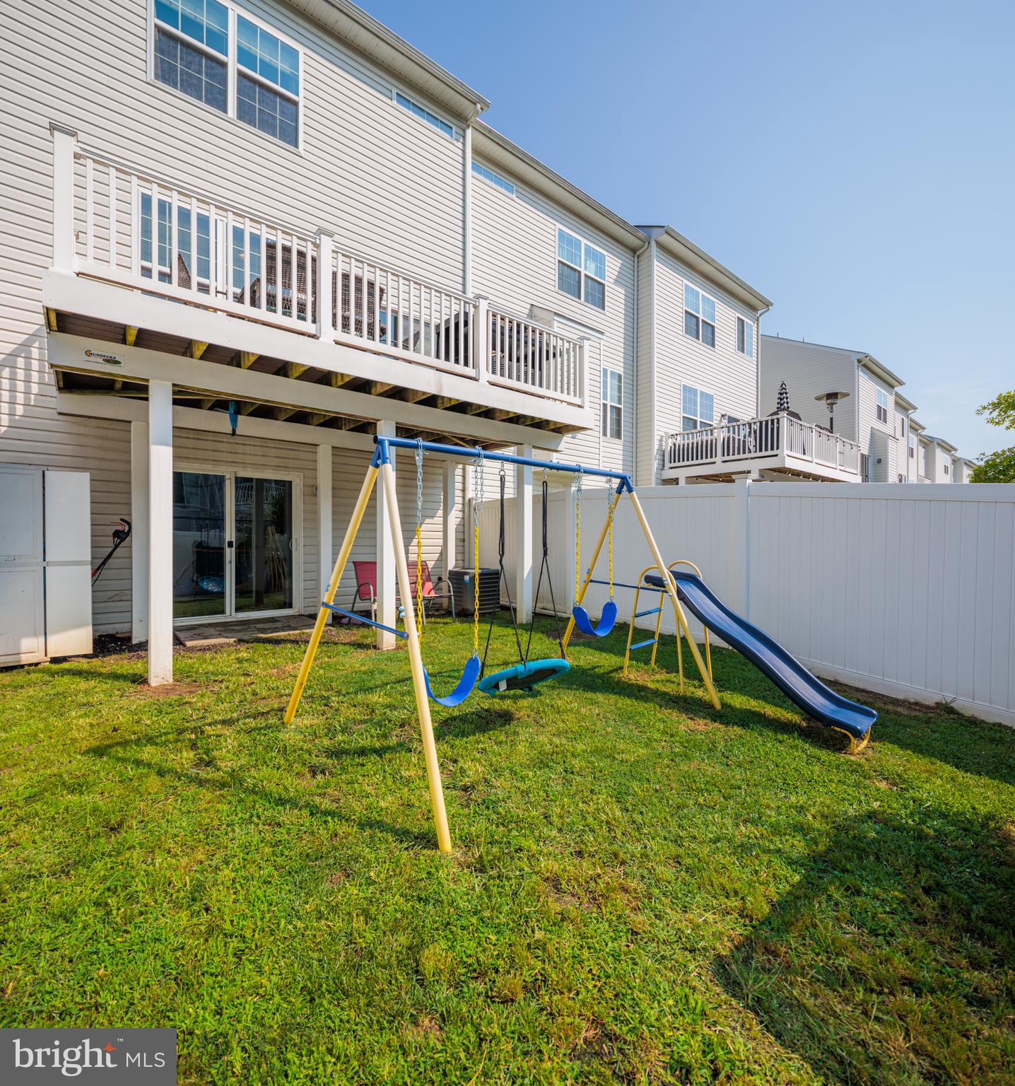 ADMIRALS LANDING - Residential