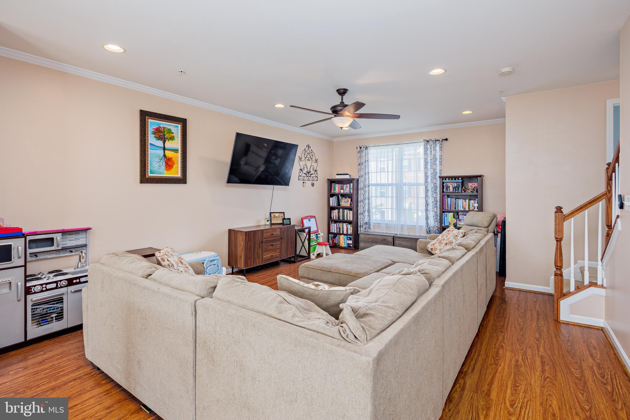 ADMIRALS LANDING - Residential