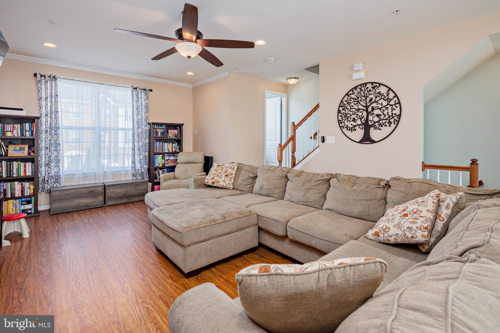 ADMIRALS LANDING - Residential