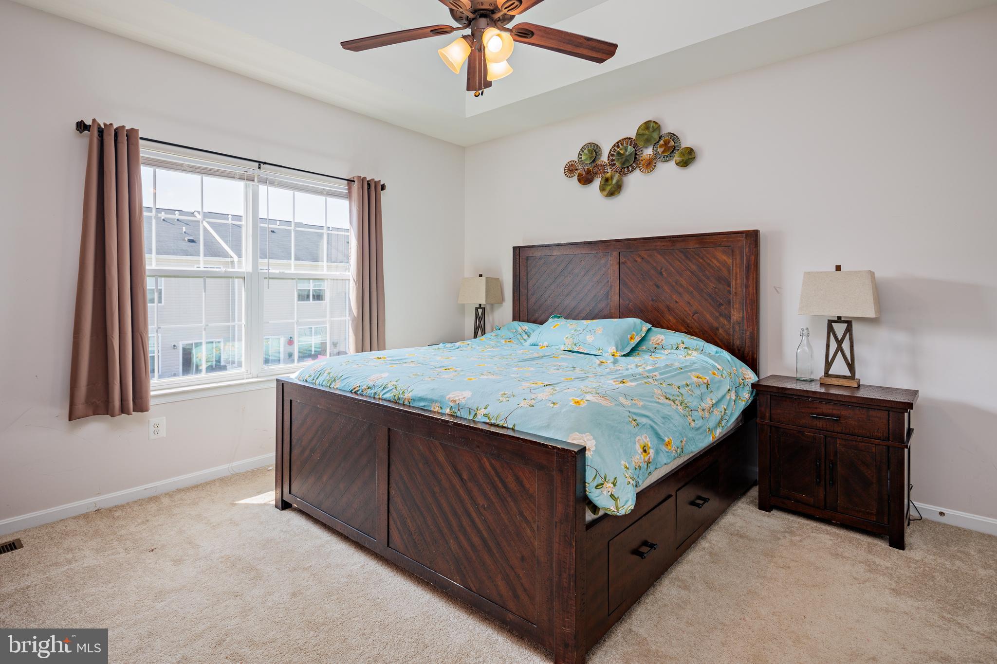 ADMIRALS LANDING - Residential