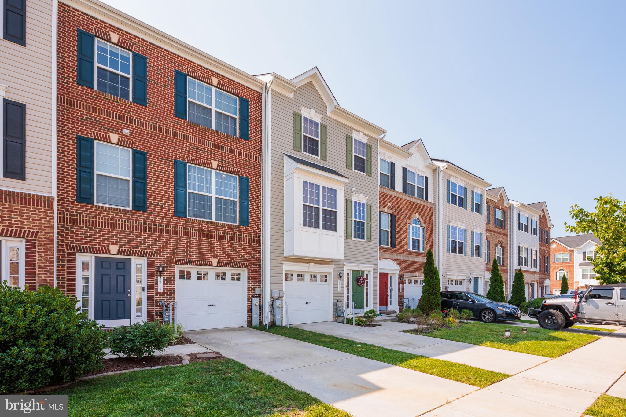 ADMIRALS LANDING - Residential