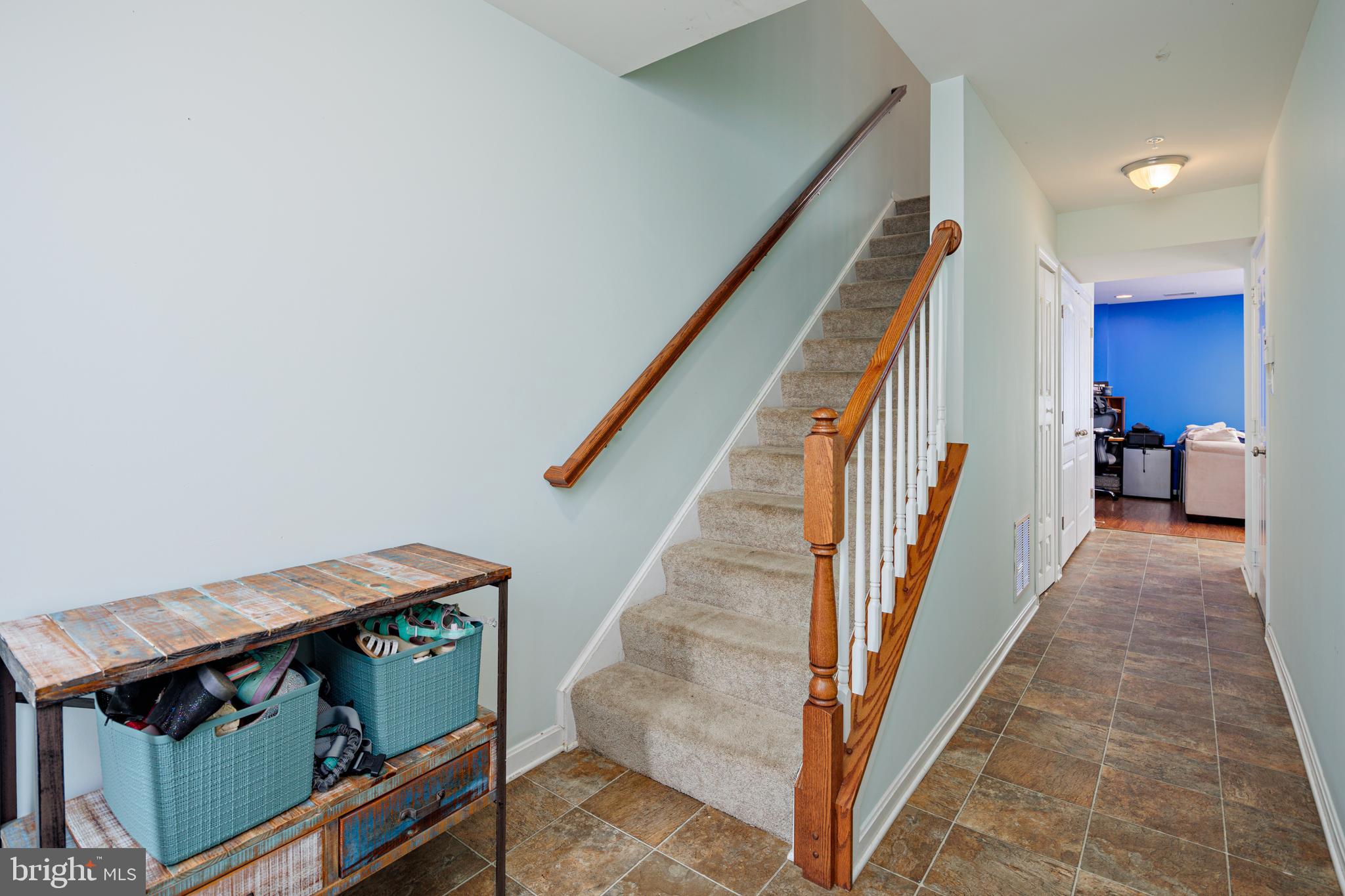 ADMIRALS LANDING - Residential