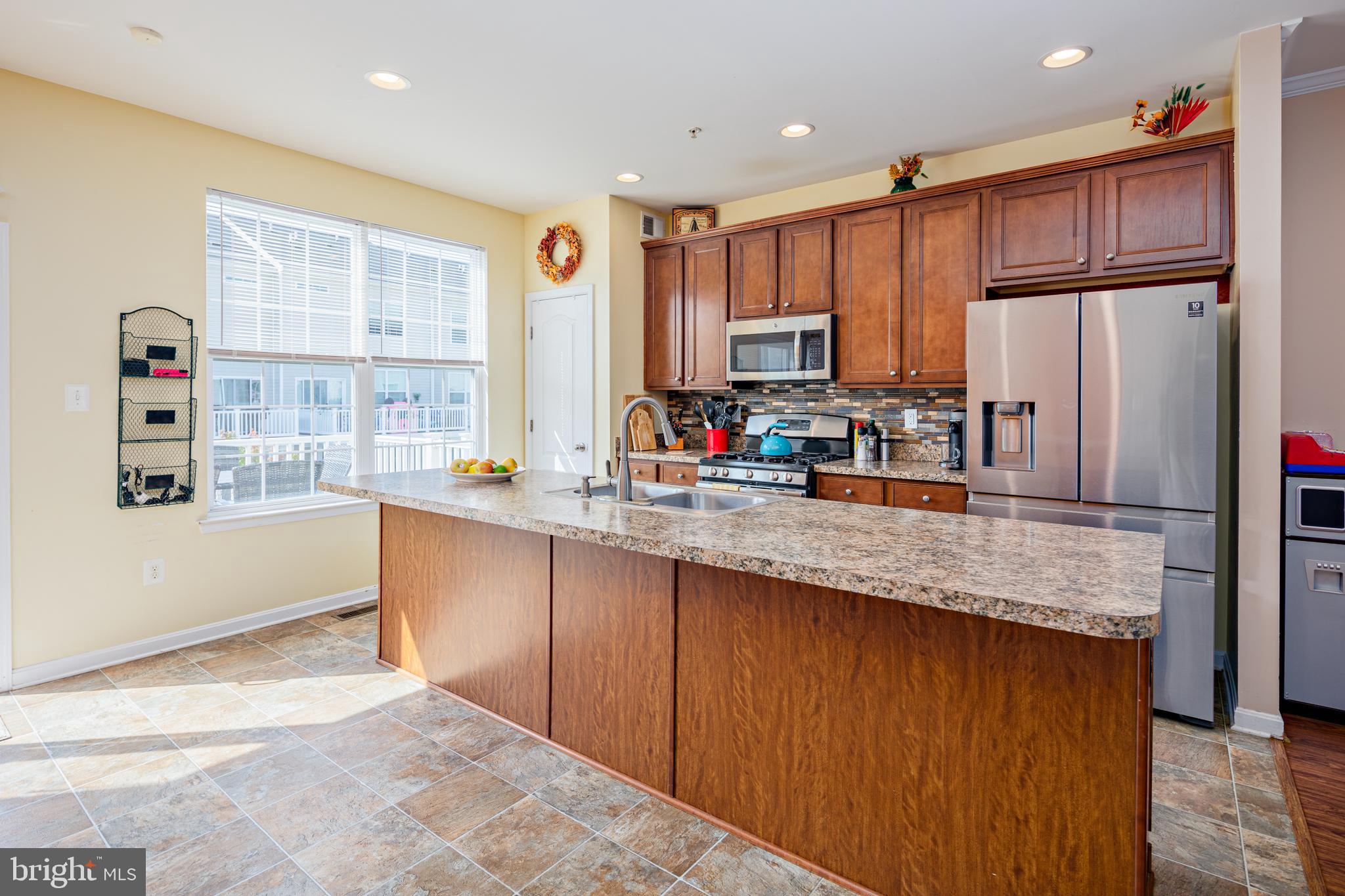 ADMIRALS LANDING - Residential