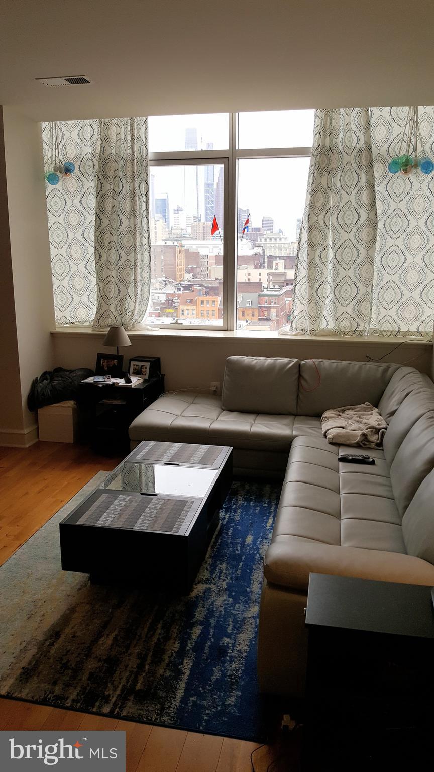 OLD CITY - Residential Lease