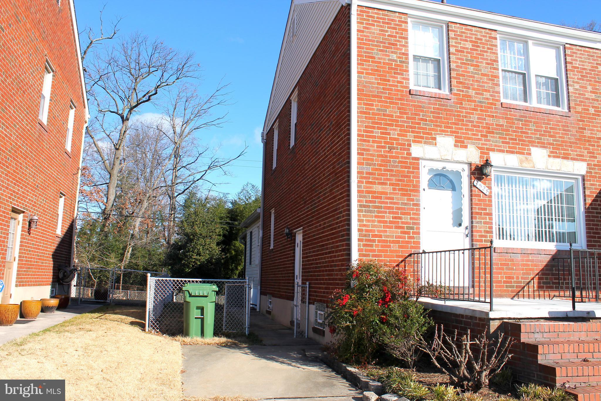 PARKVILLE - Residential