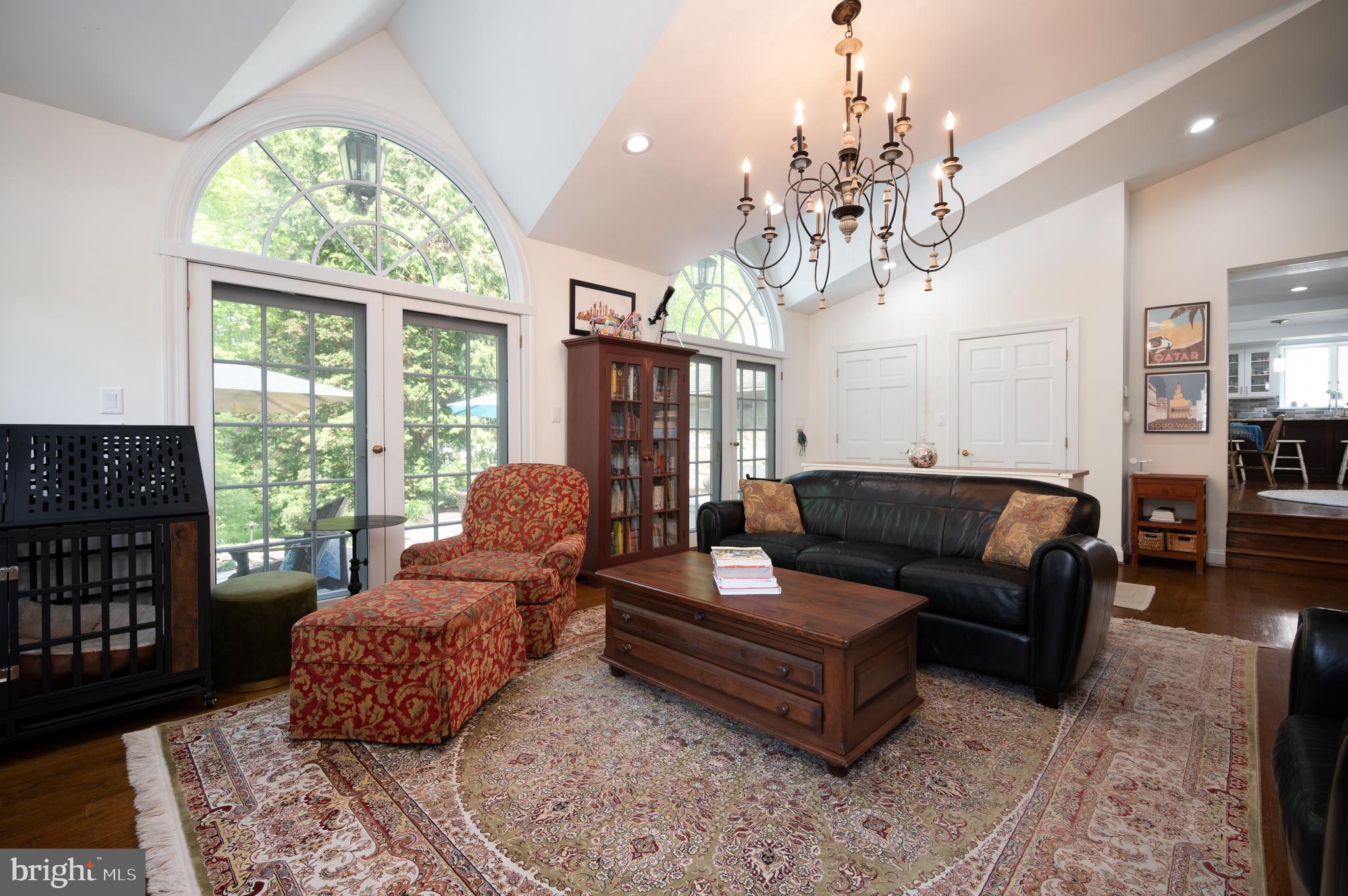 907 OVERBROOK ROAD