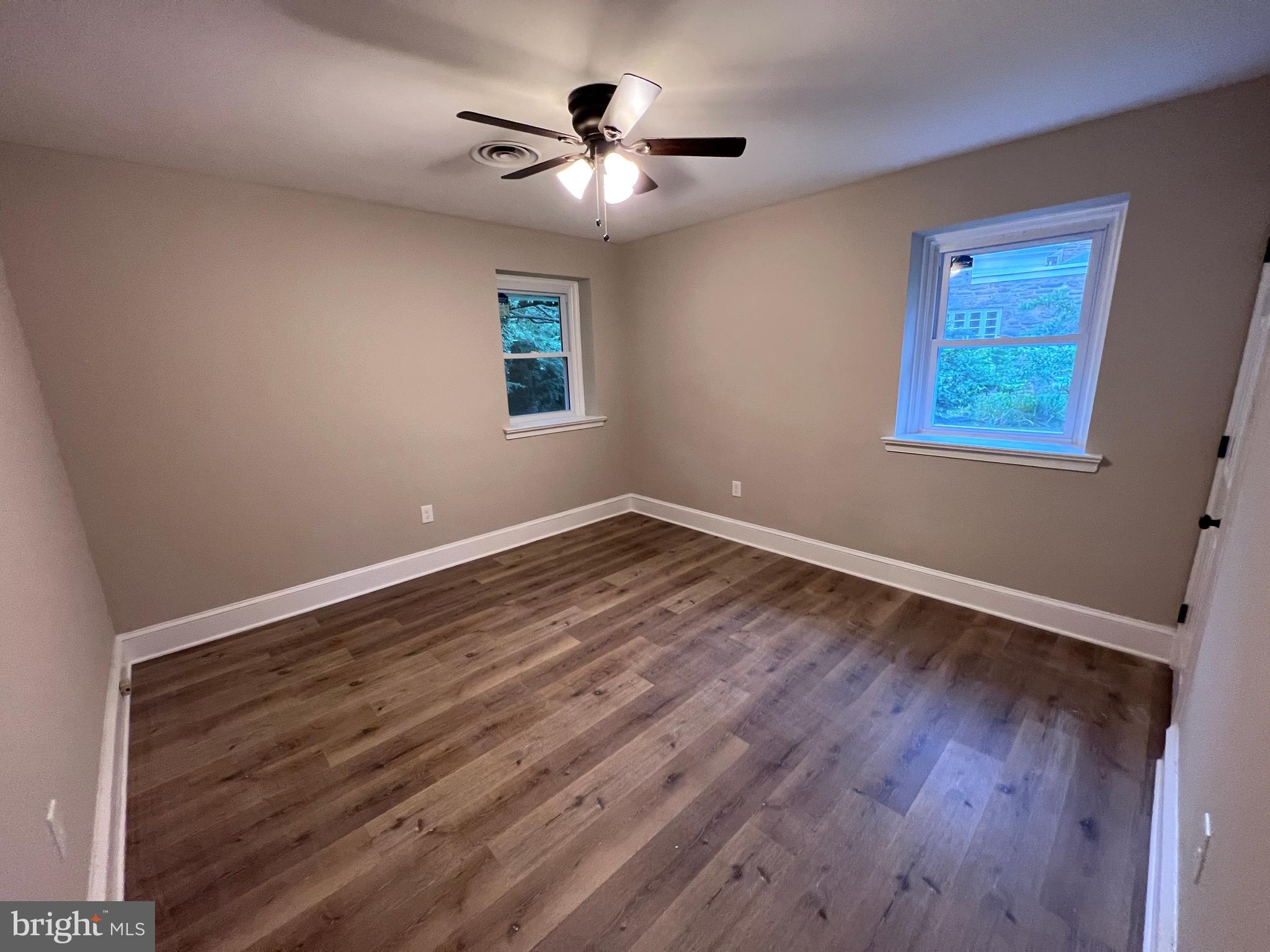 ELKINS PARK - Residential