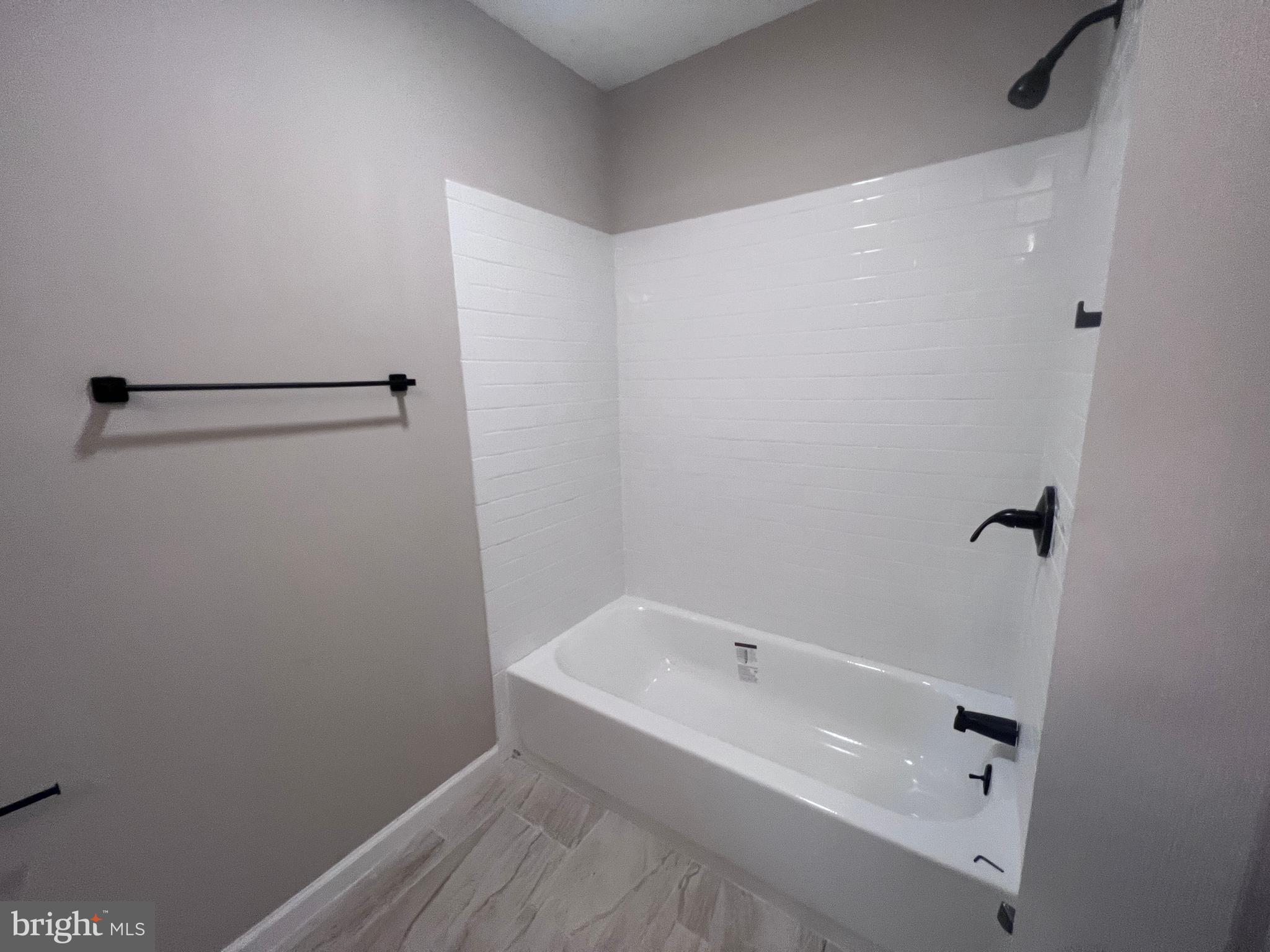 ELKINS PARK - Residential