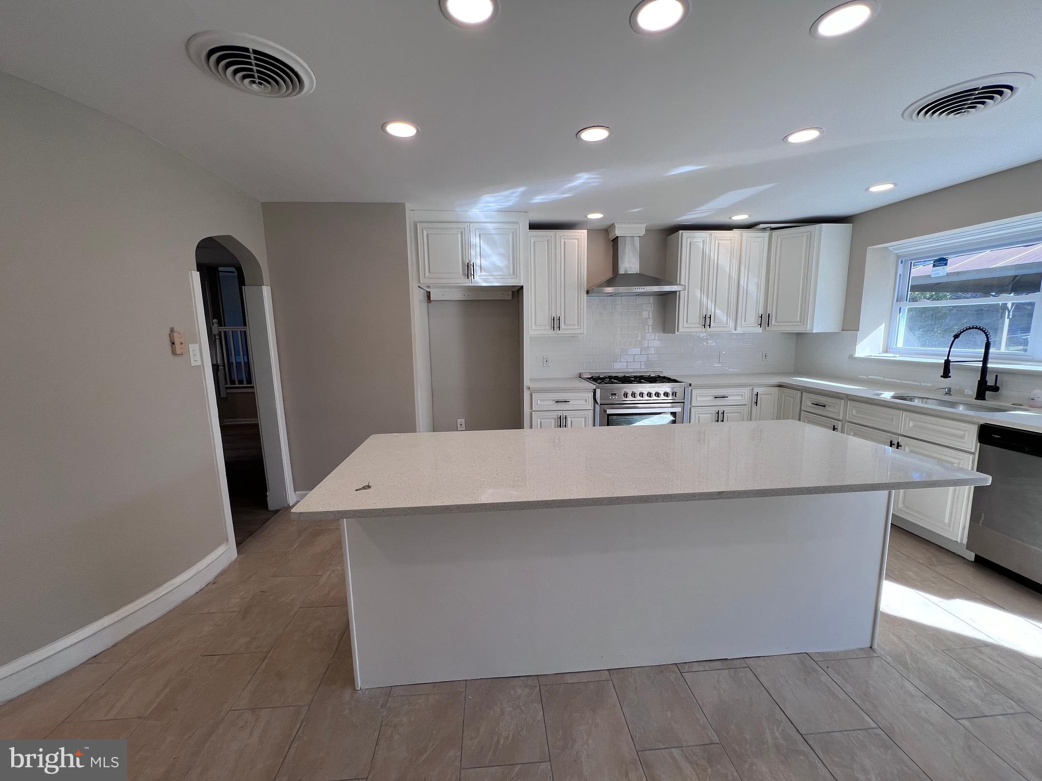 ELKINS PARK - Residential