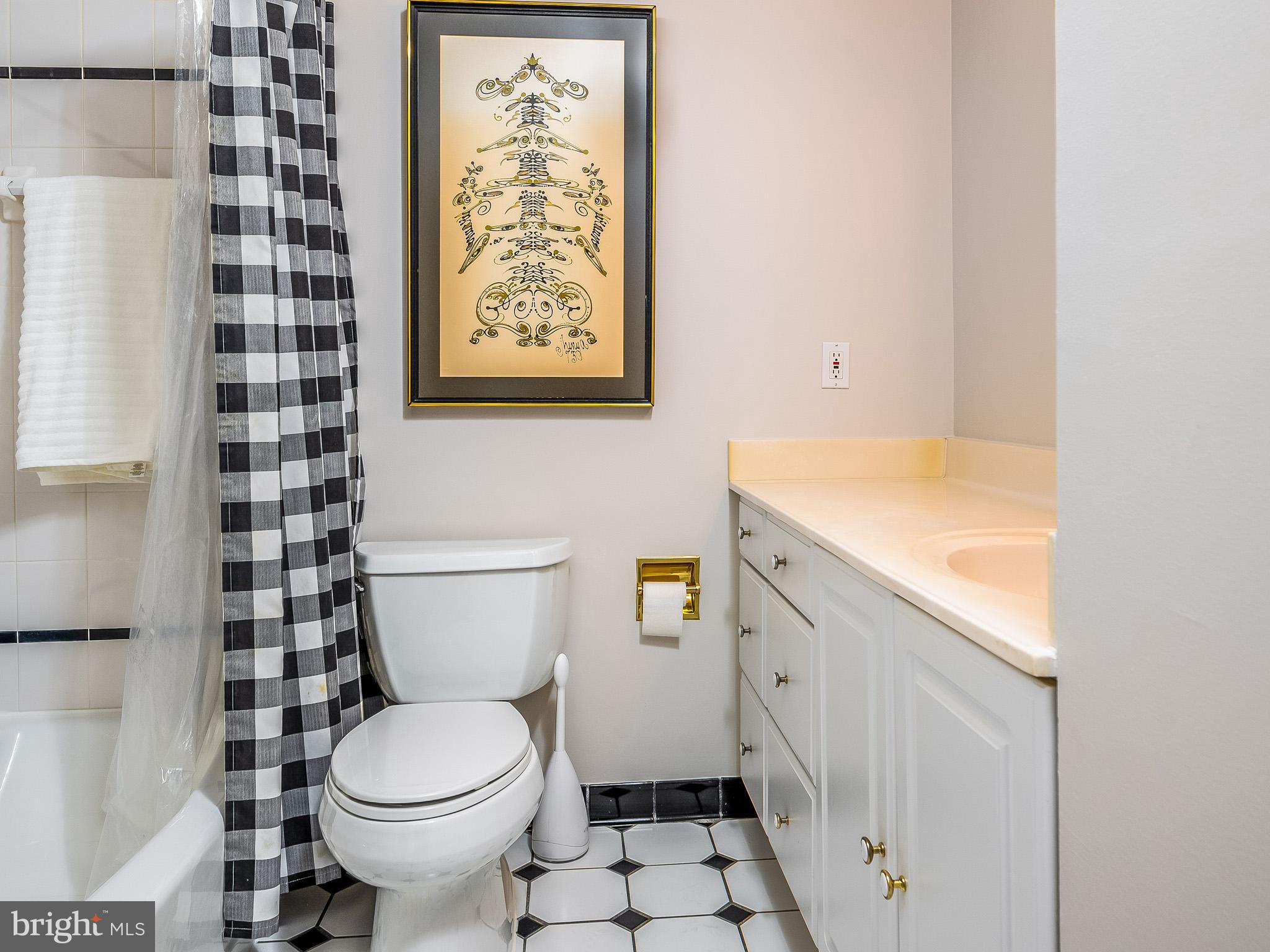 HILLBROOK FOREST - Residential