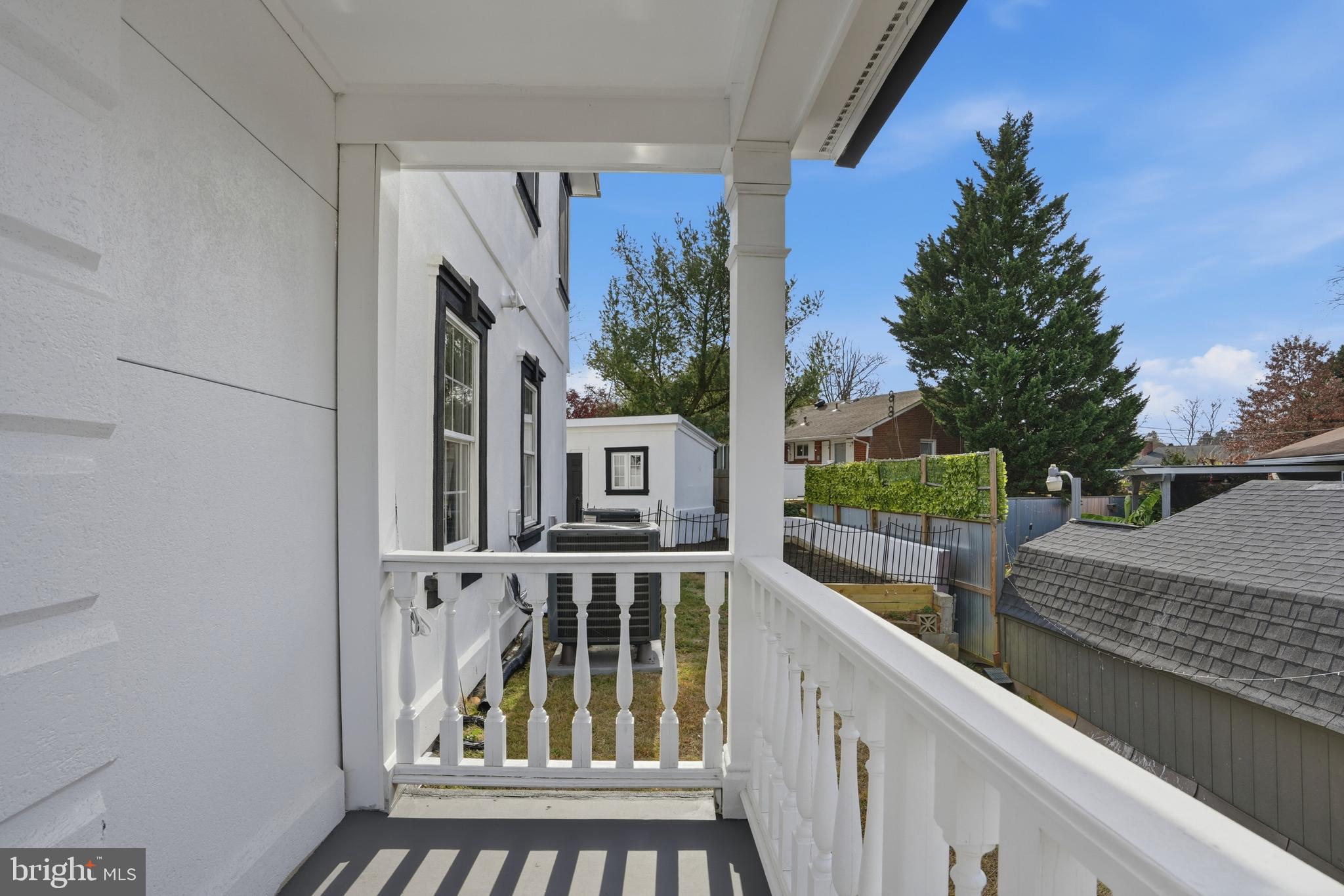 PARKLAWN - Residential