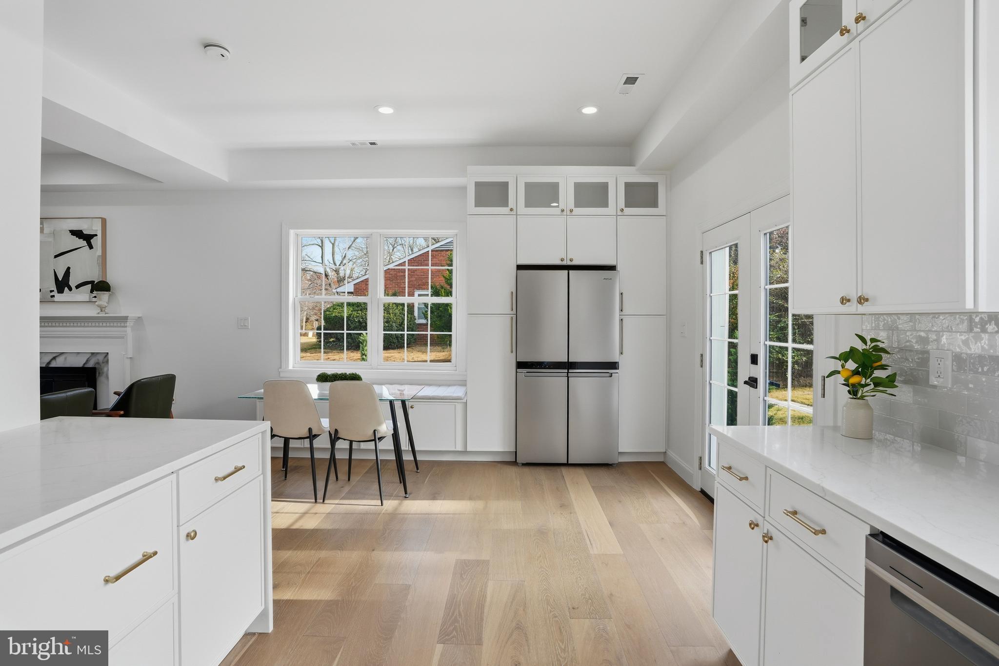 PARKLAWN - Residential