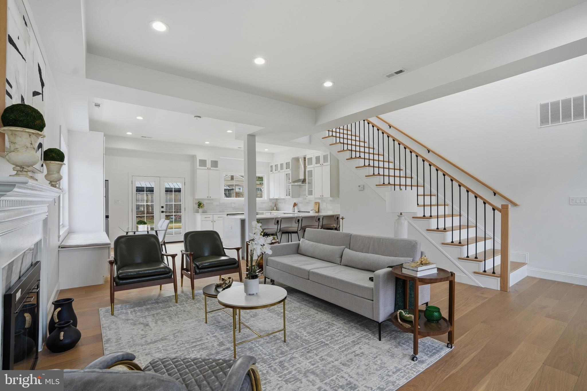 PARKLAWN - Residential