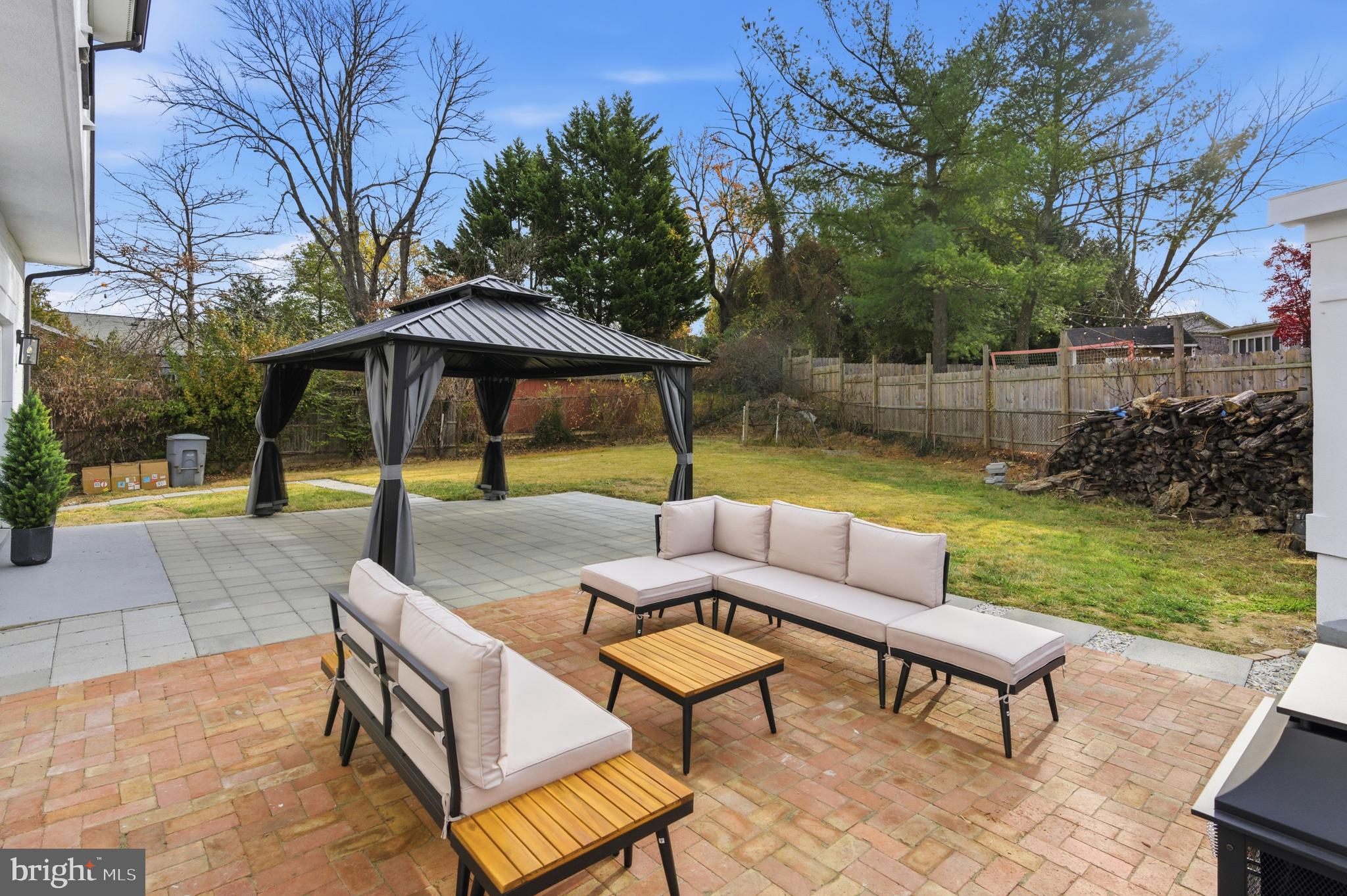 PARKLAWN - Residential