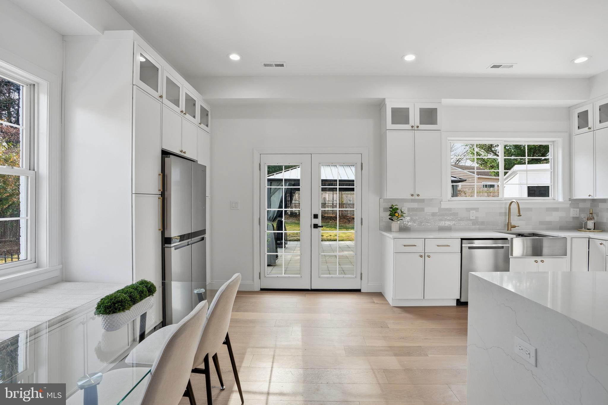 PARKLAWN - Residential