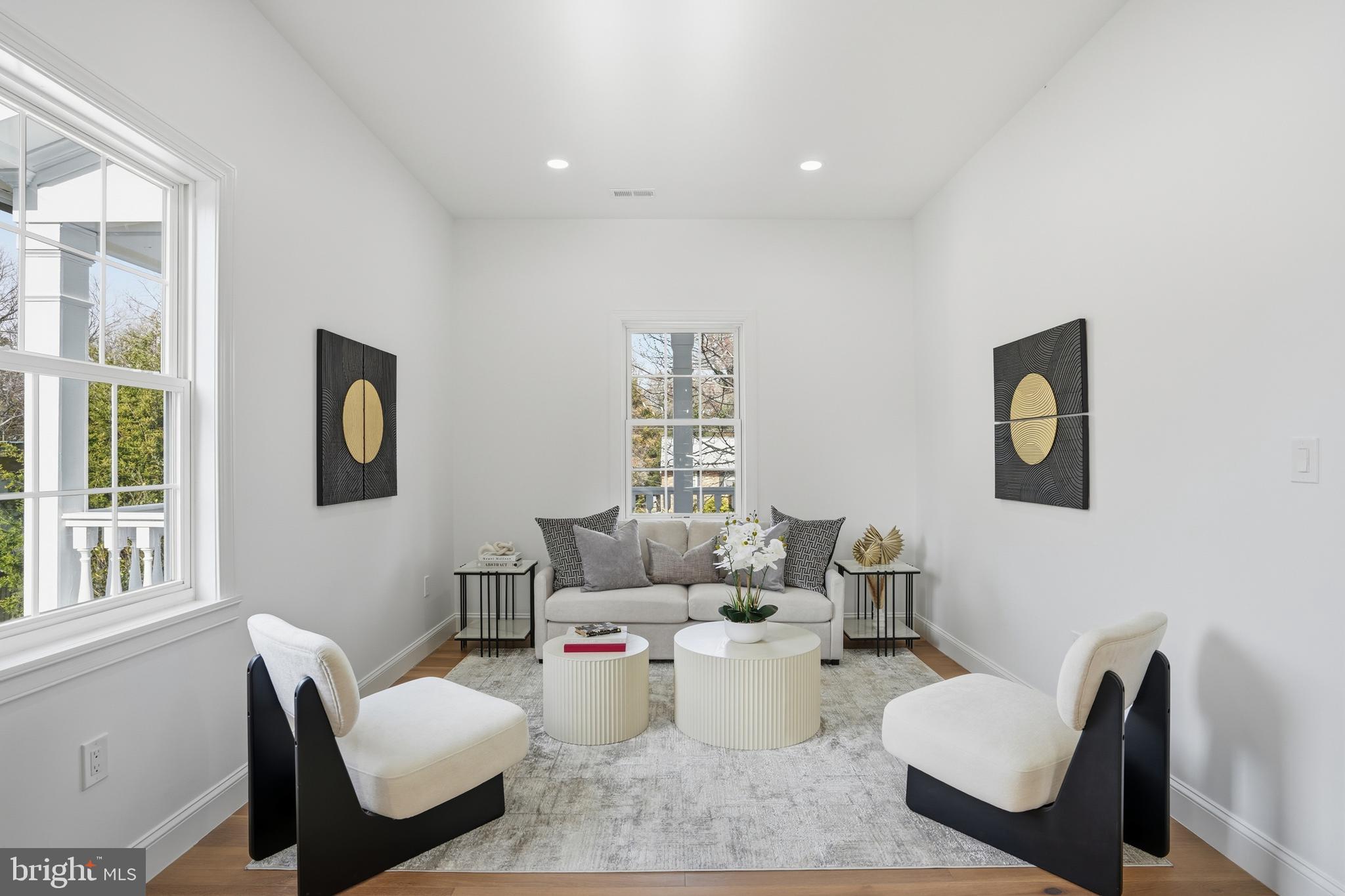 PARKLAWN - Residential