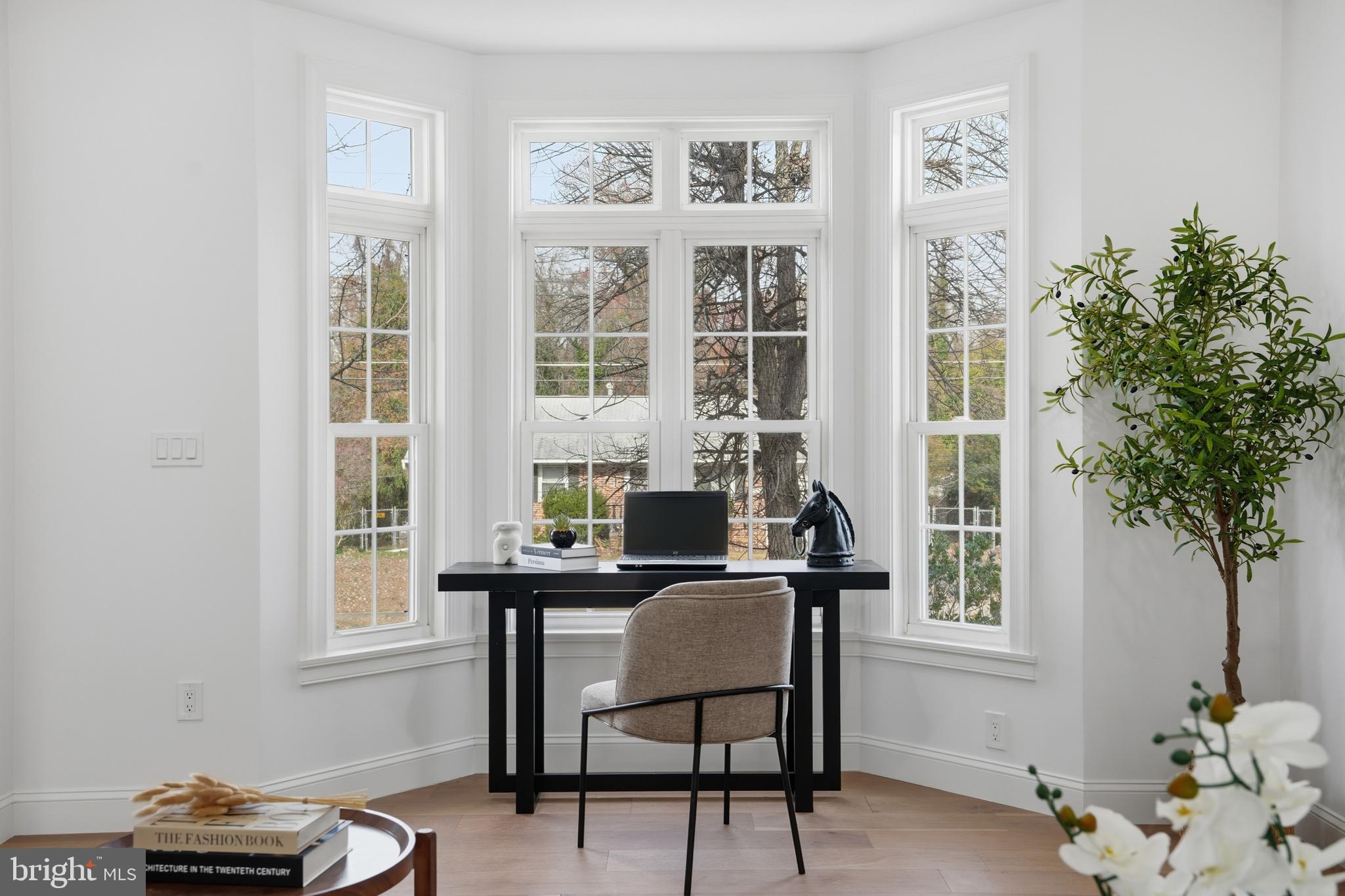 PARKLAWN - Residential