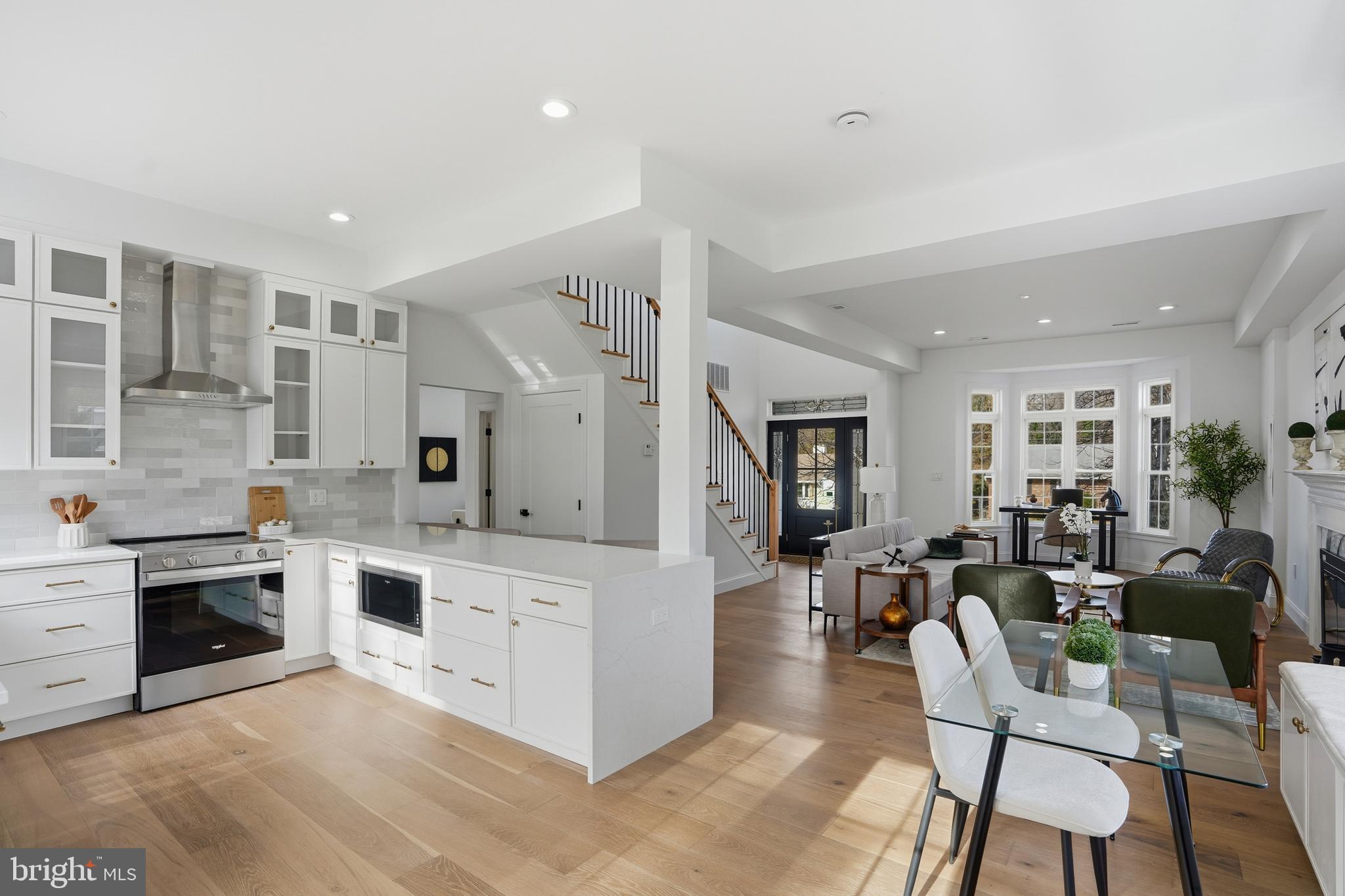 PARKLAWN - Residential