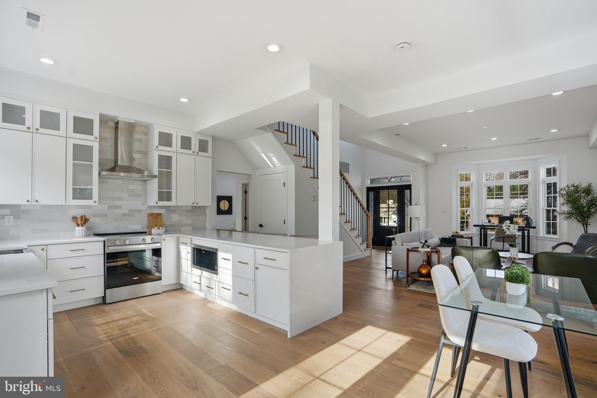 PARKLAWN - Residential