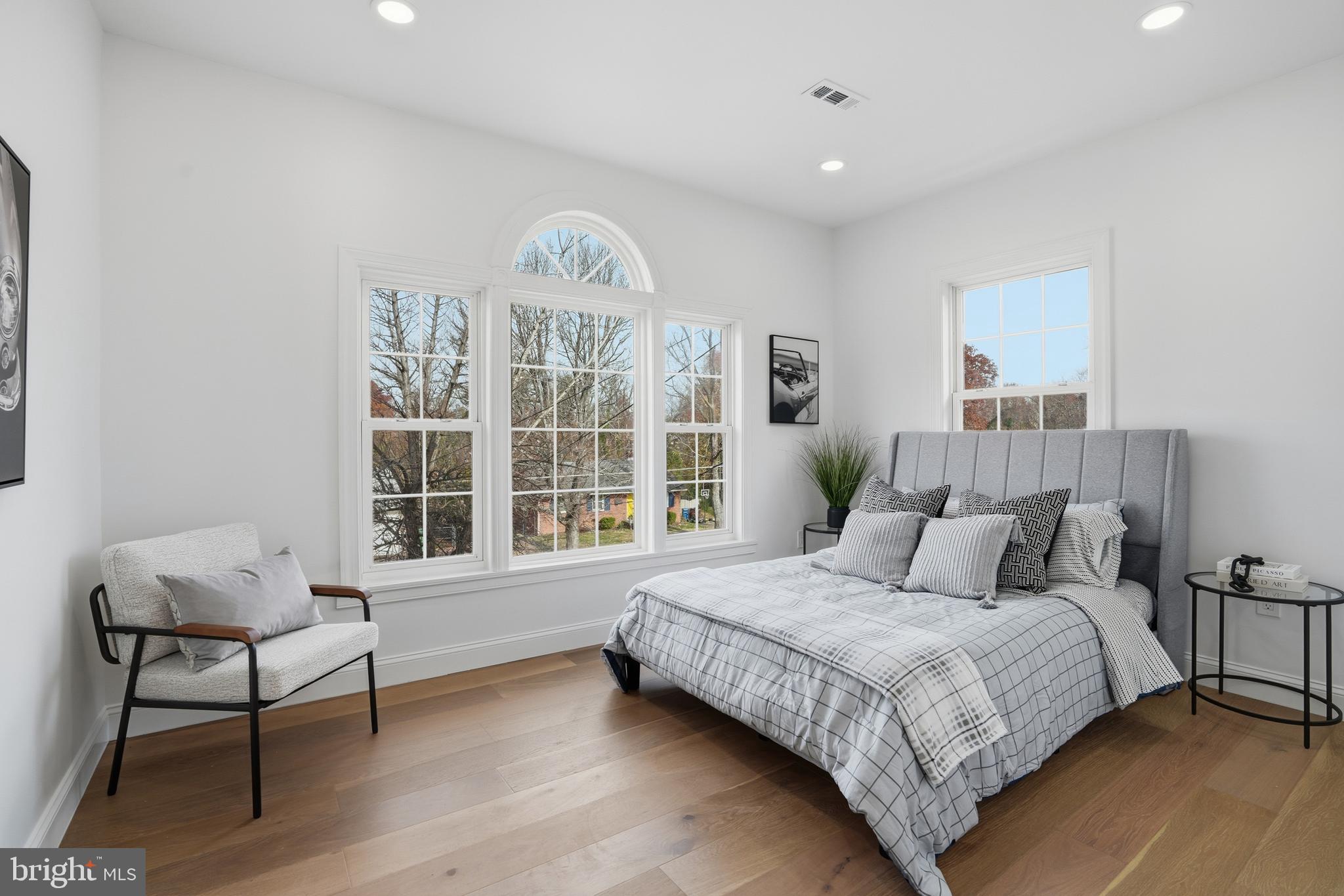 PARKLAWN - Residential