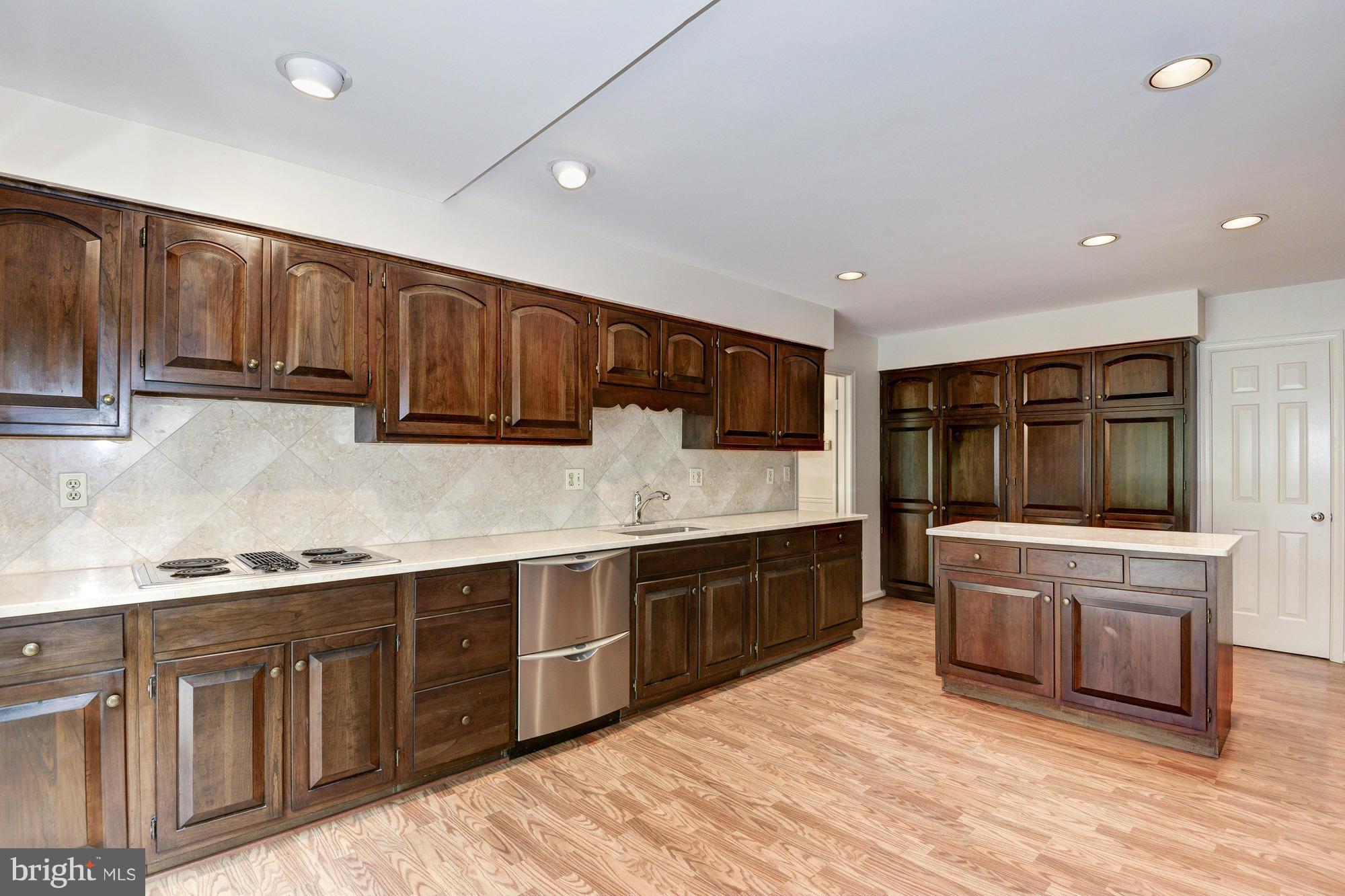 TIMBERLY - Residential