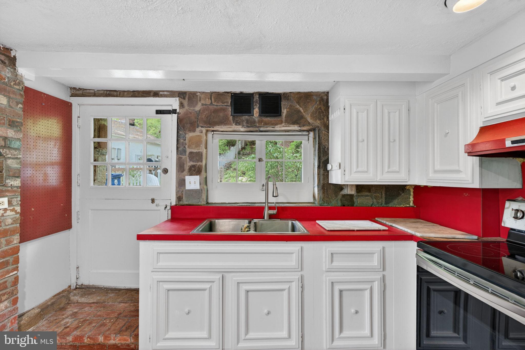DICKEYVILLE HISTORIC DISTRICT - Residential