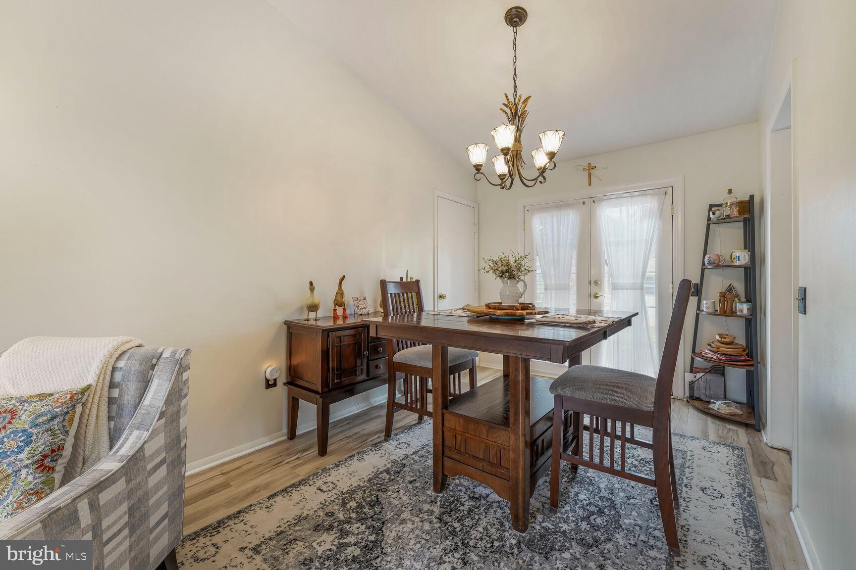 WAKEFIELD - Residential