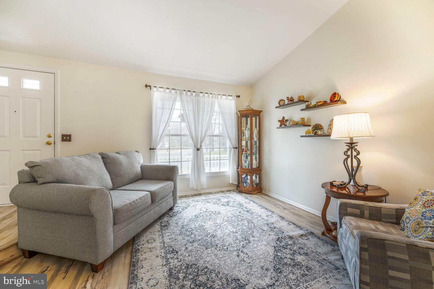 WAKEFIELD - Residential