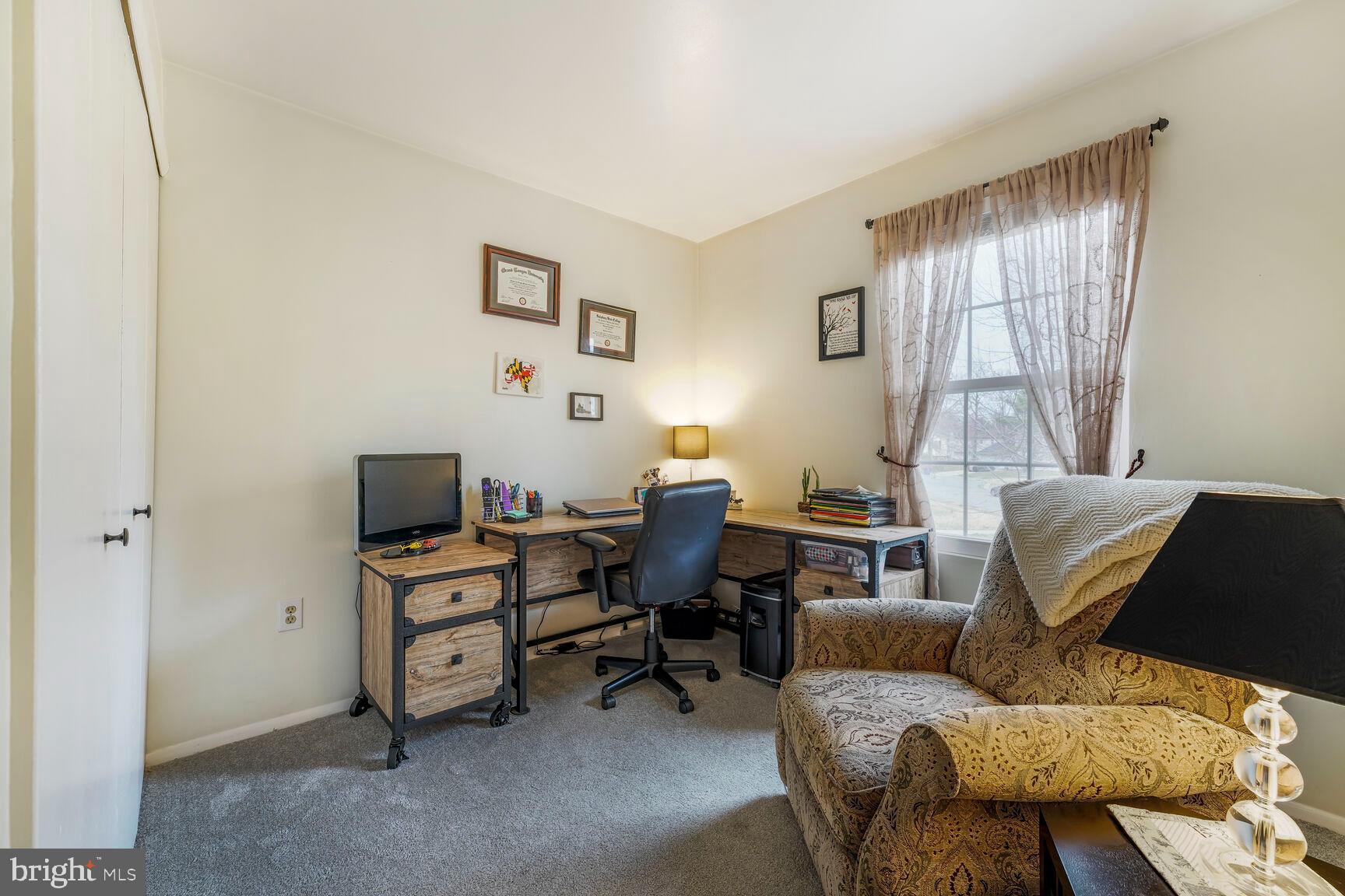 WAKEFIELD - Residential