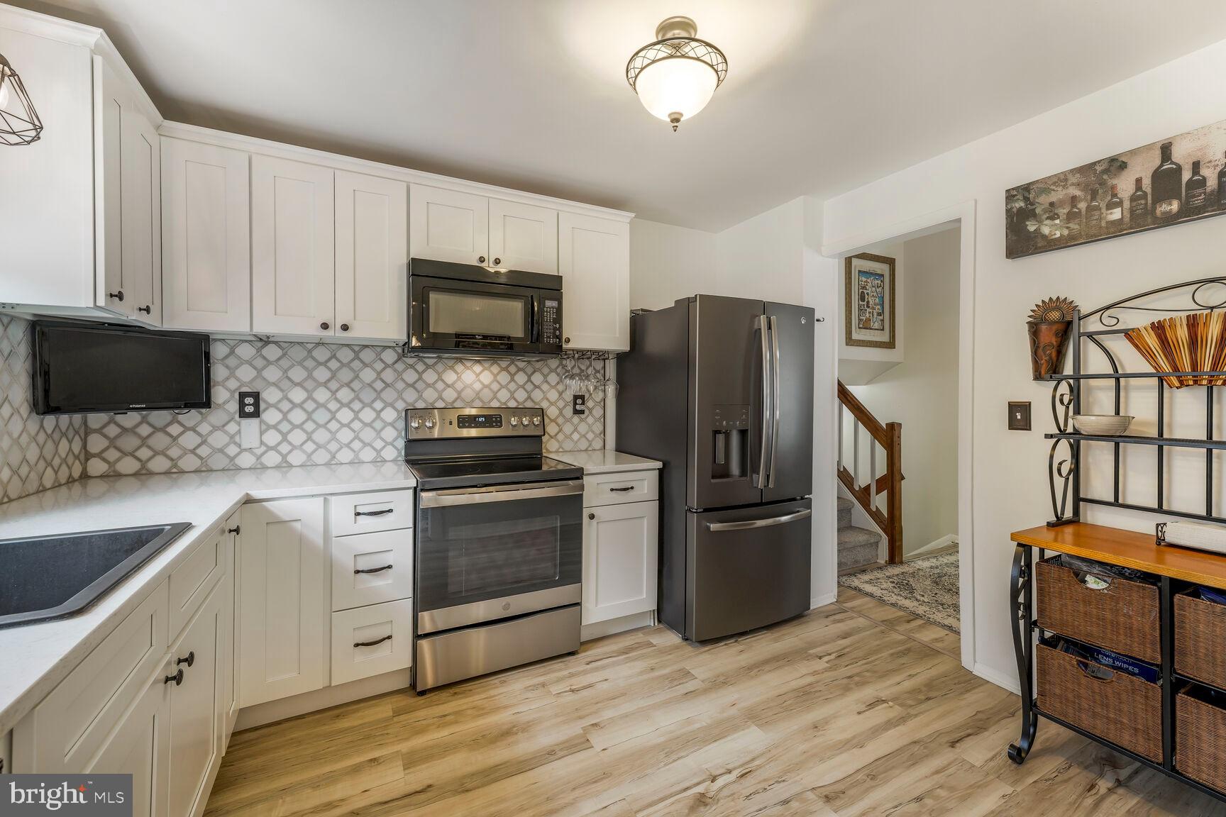 WAKEFIELD - Residential