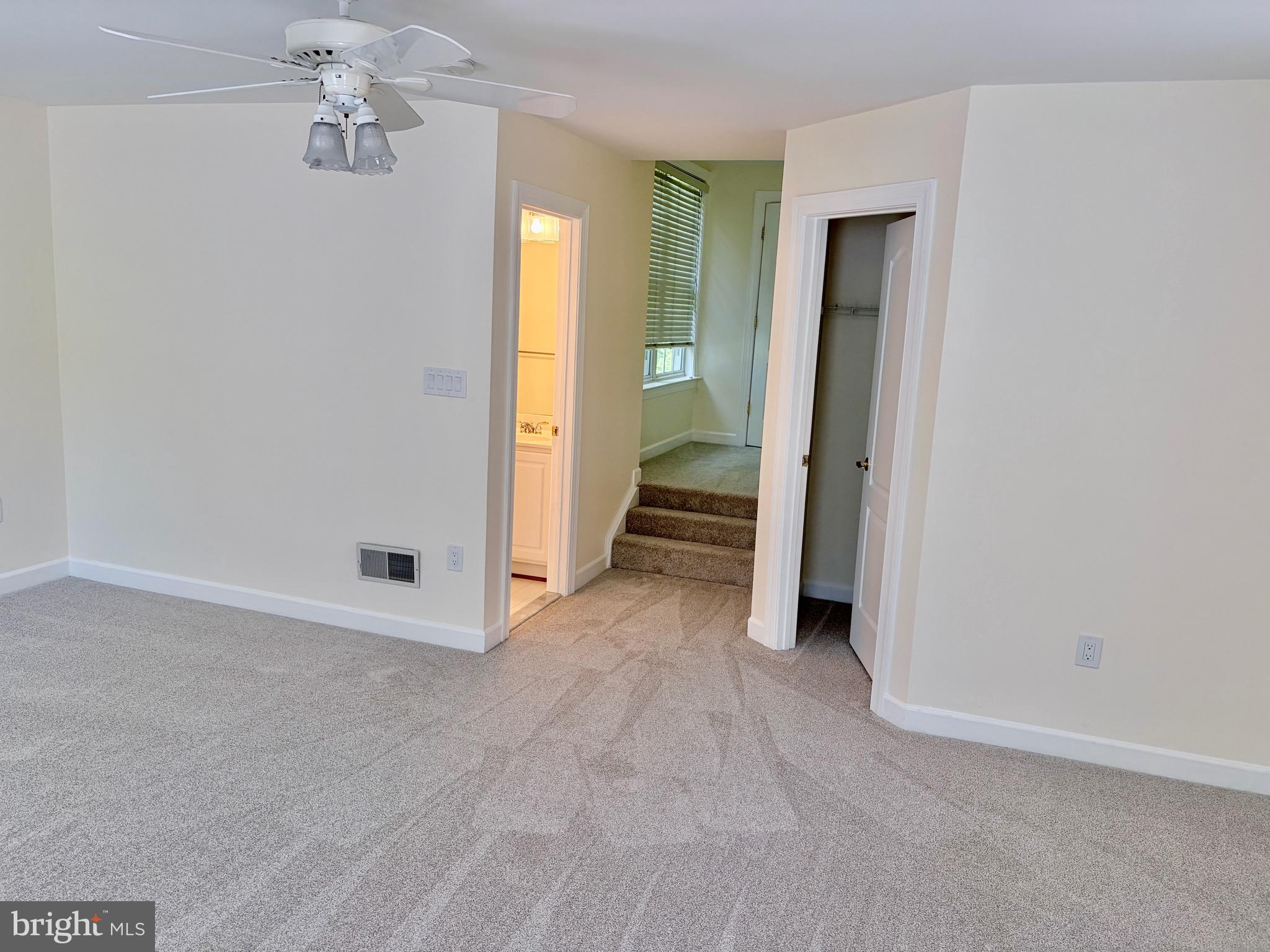 LAING AT GOVERNOR SQUARE - Residential