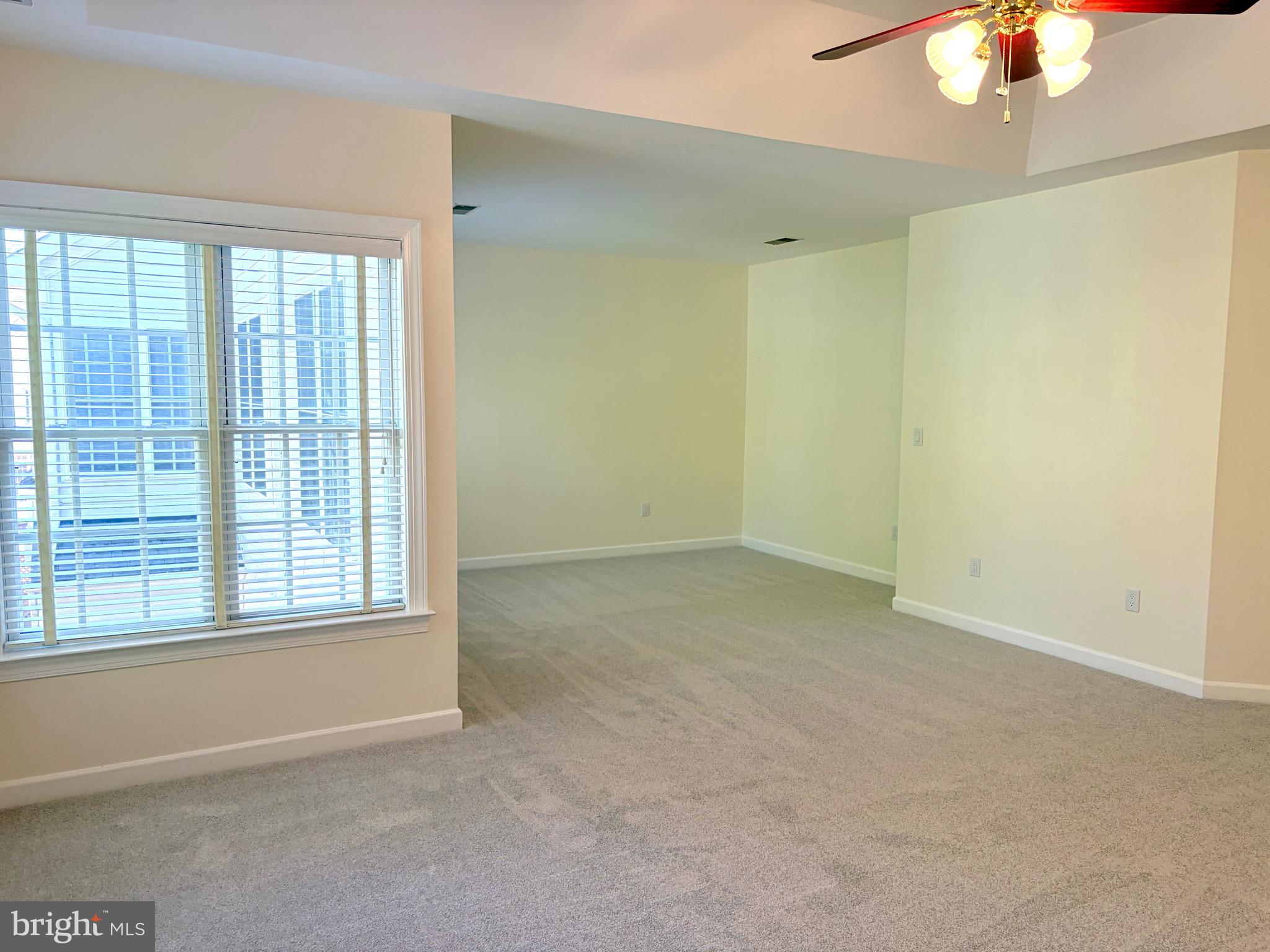 LAING AT GOVERNOR SQUARE - Residential
