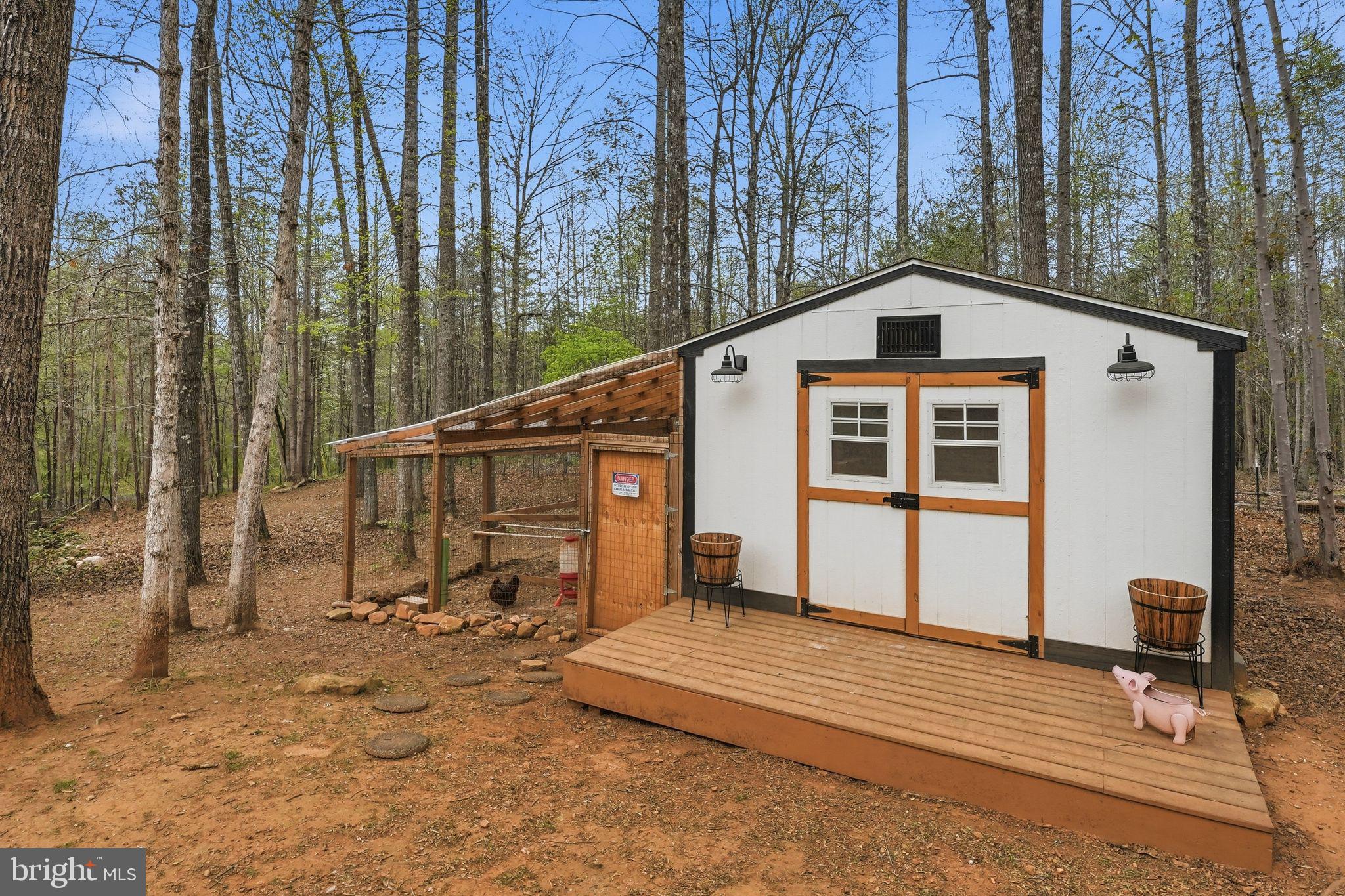 FOX RIDGE - Residential