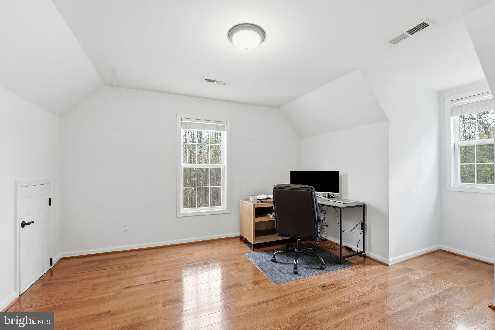 FOX RIDGE - Residential