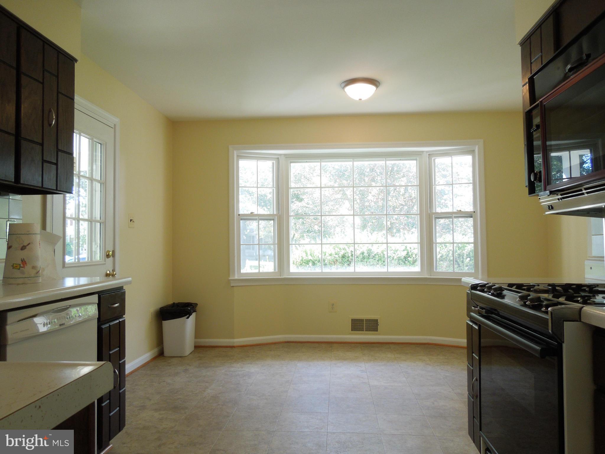 COLLEGE GARDENS - Residential Lease